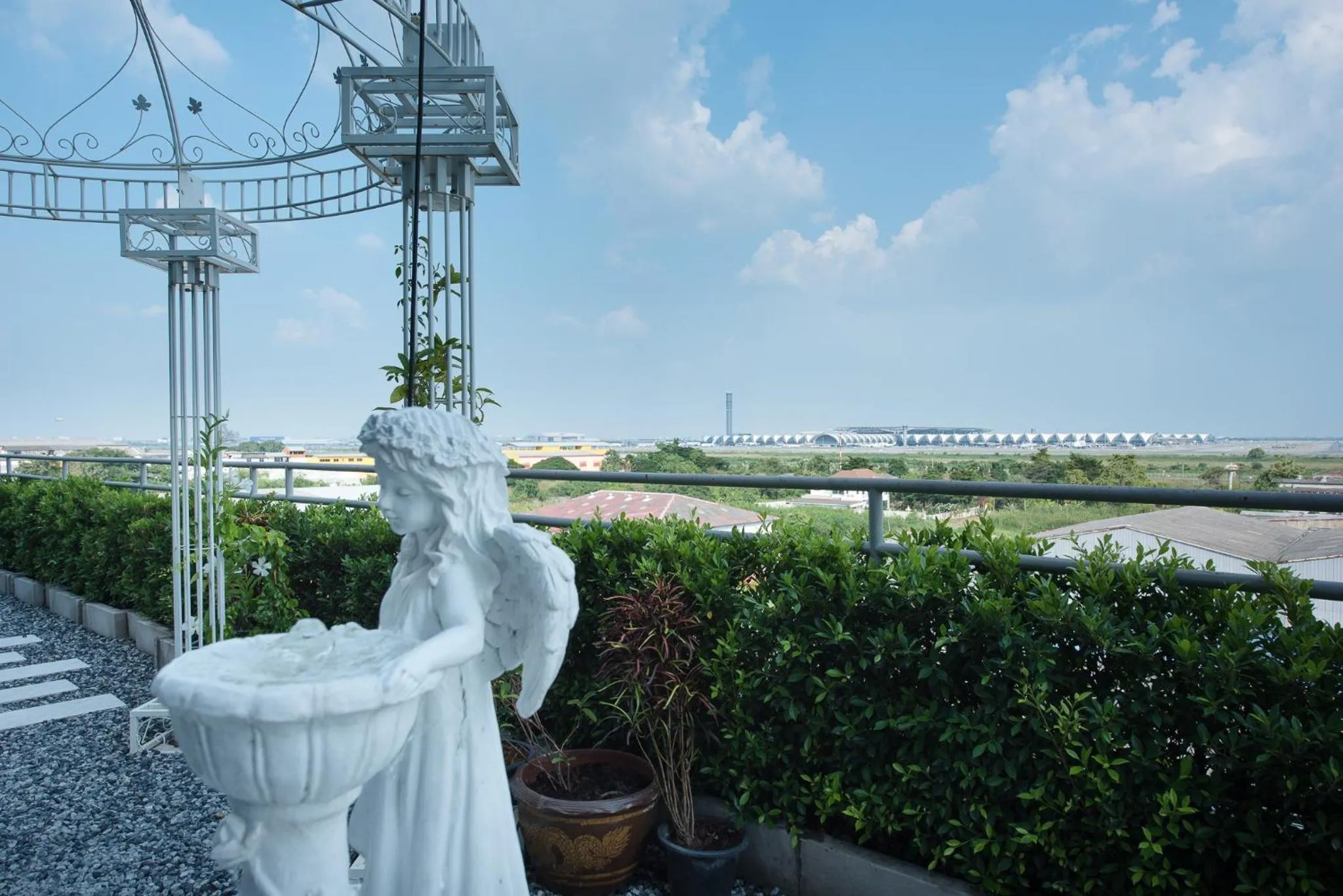 Garden in Siam Mandarina Hotel - Free BKK Airport Shuttle