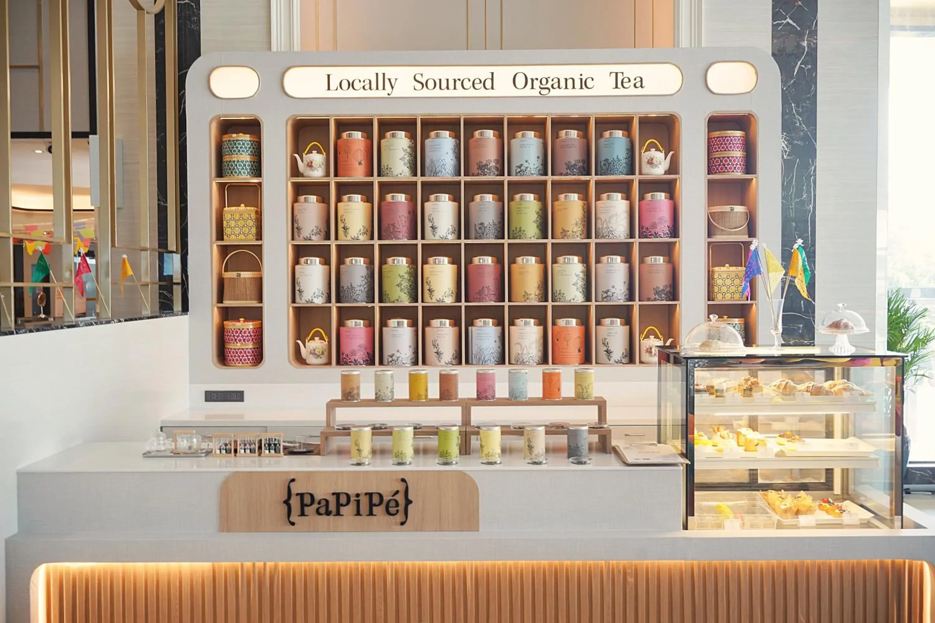 Restaurant/places to eat in Siam Mandarina Hotel - Free BKK Airport Shuttle Restaurant/places to eat in Siam Mandarina Hotel - Free BKK Airport Shuttle