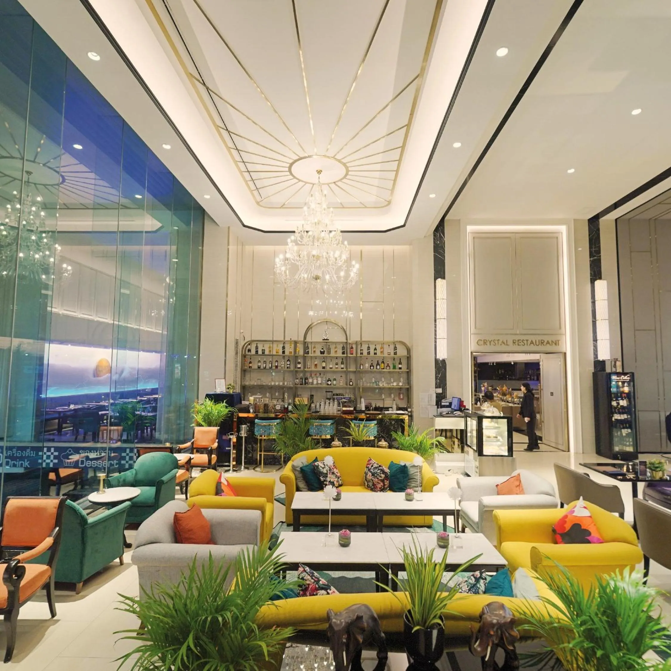 Lounge or bar in Siam Mandarina Hotel - Free BKK Airport Shuttle