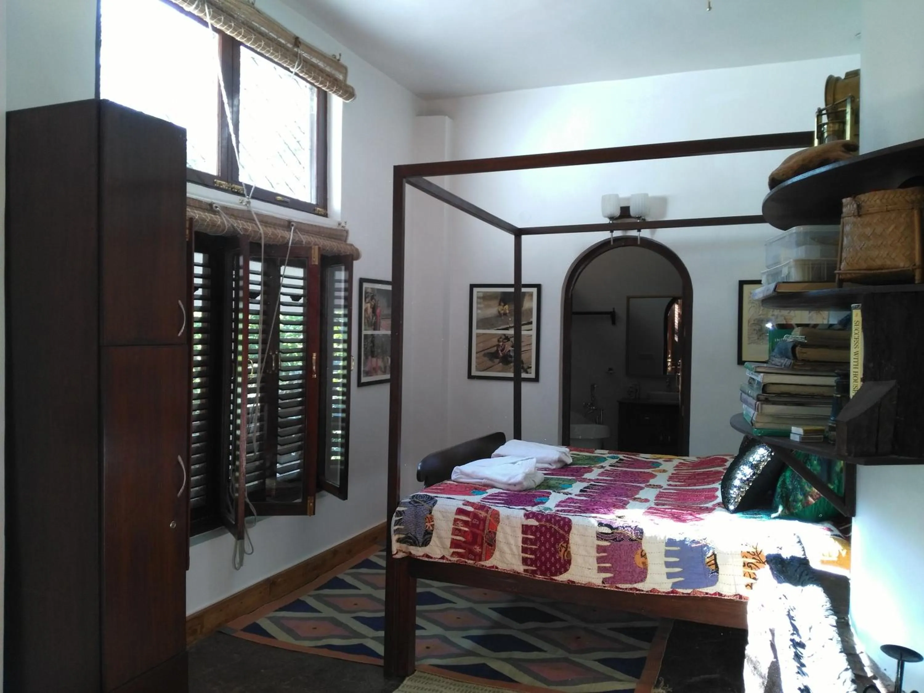 Bed in Samira's Birds & Butterflies Park-Spashram Ganga Beach Retreat