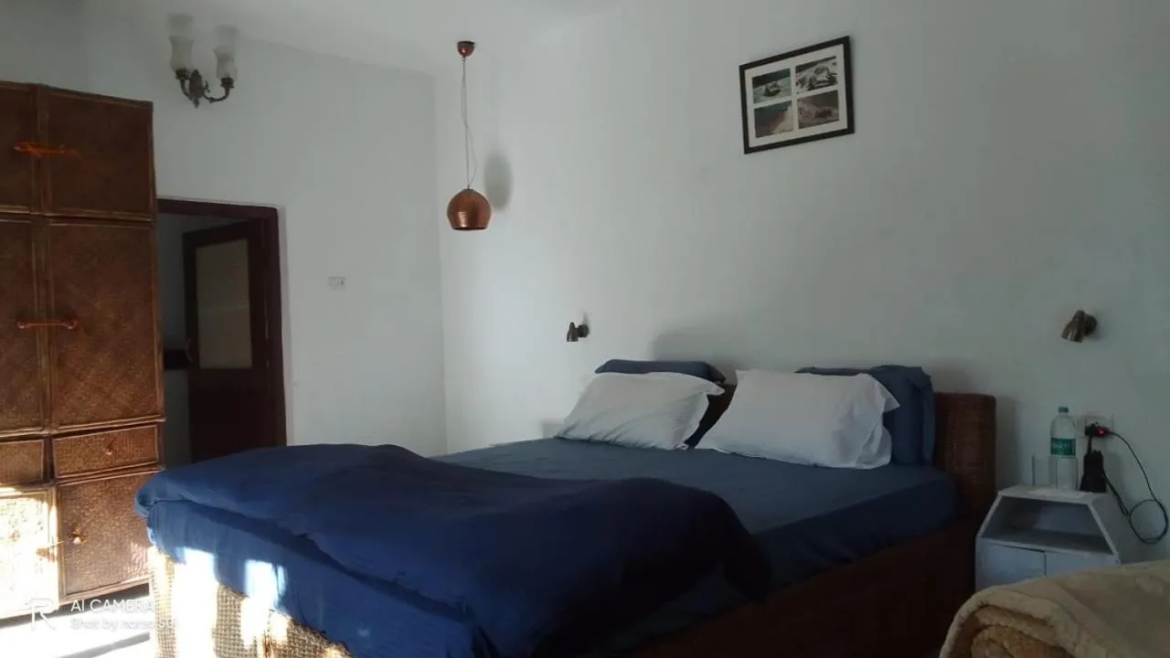 Bed in Samira's Birds & Butterflies Park-Spashram Ganga Beach Retreat