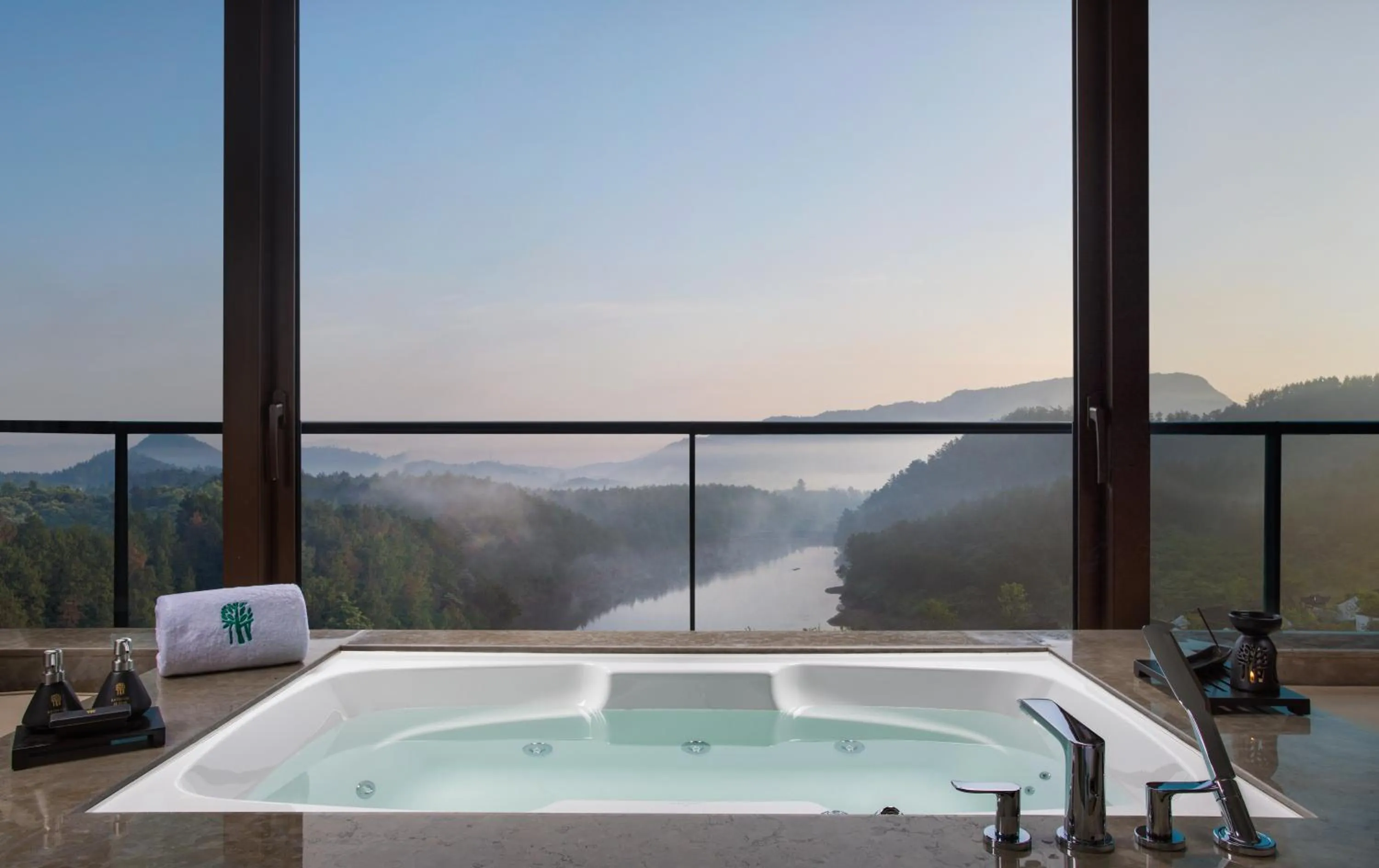 Hot Spring Bath in Banyan Tree Anji