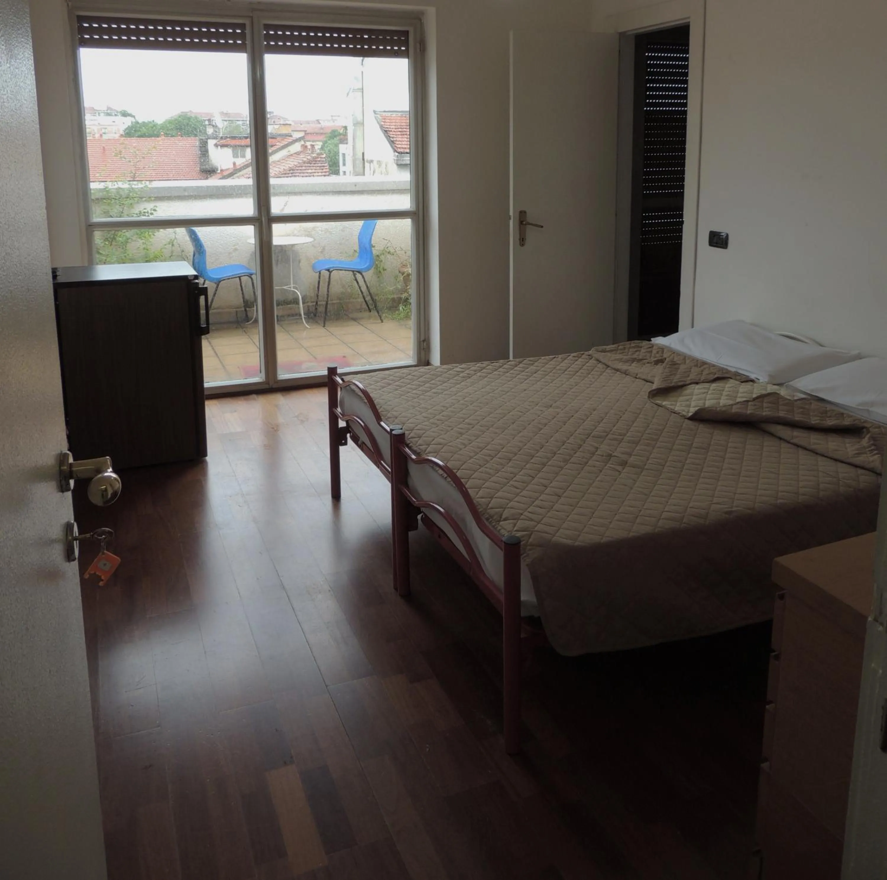 Photo of the whole room, Bed in Star Hostel