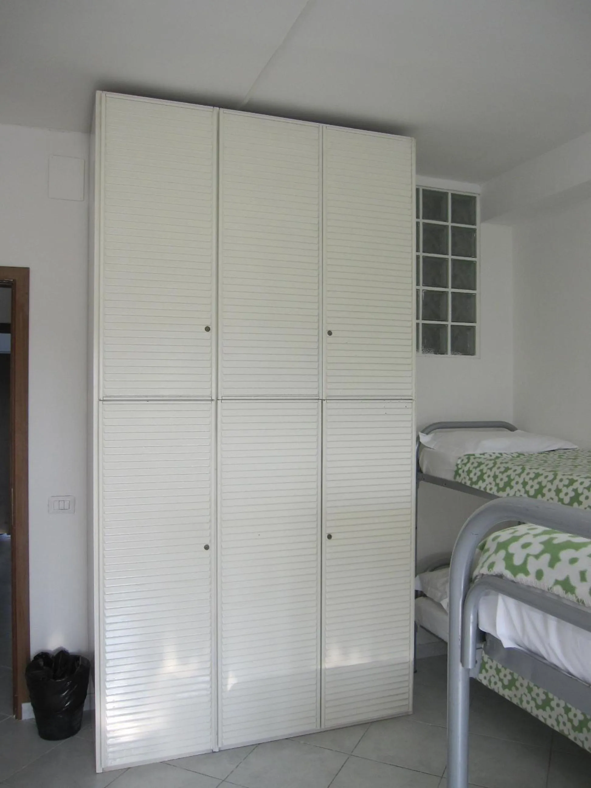 Decorative detail, Bed in Star Hostel