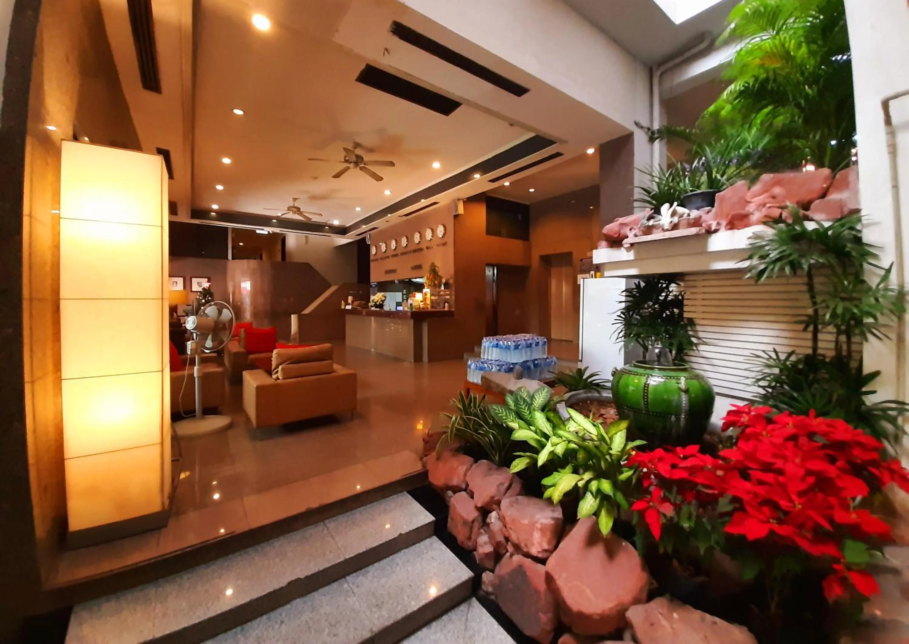 Seating area in Grand Hotel