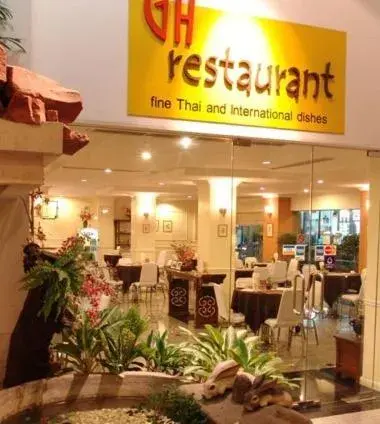 Restaurant/places to eat in Grand Hotel Restaurant/places to eat in Grand Hotel