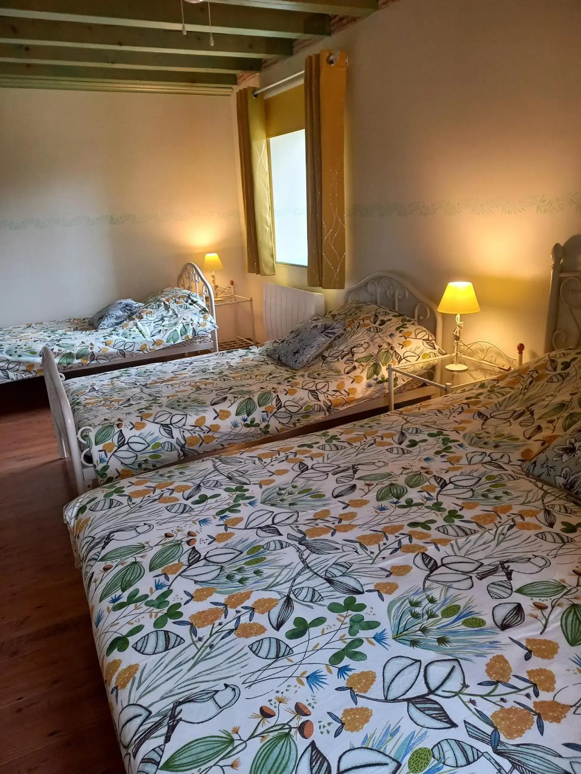 Quadruple Room with Garden View - single occupancy in Chambres d'Hôtes Le Moulin à Epices Quadruple Room with Garden View - single occupancy in Chambres d'Hôtes Le Moulin à Epices