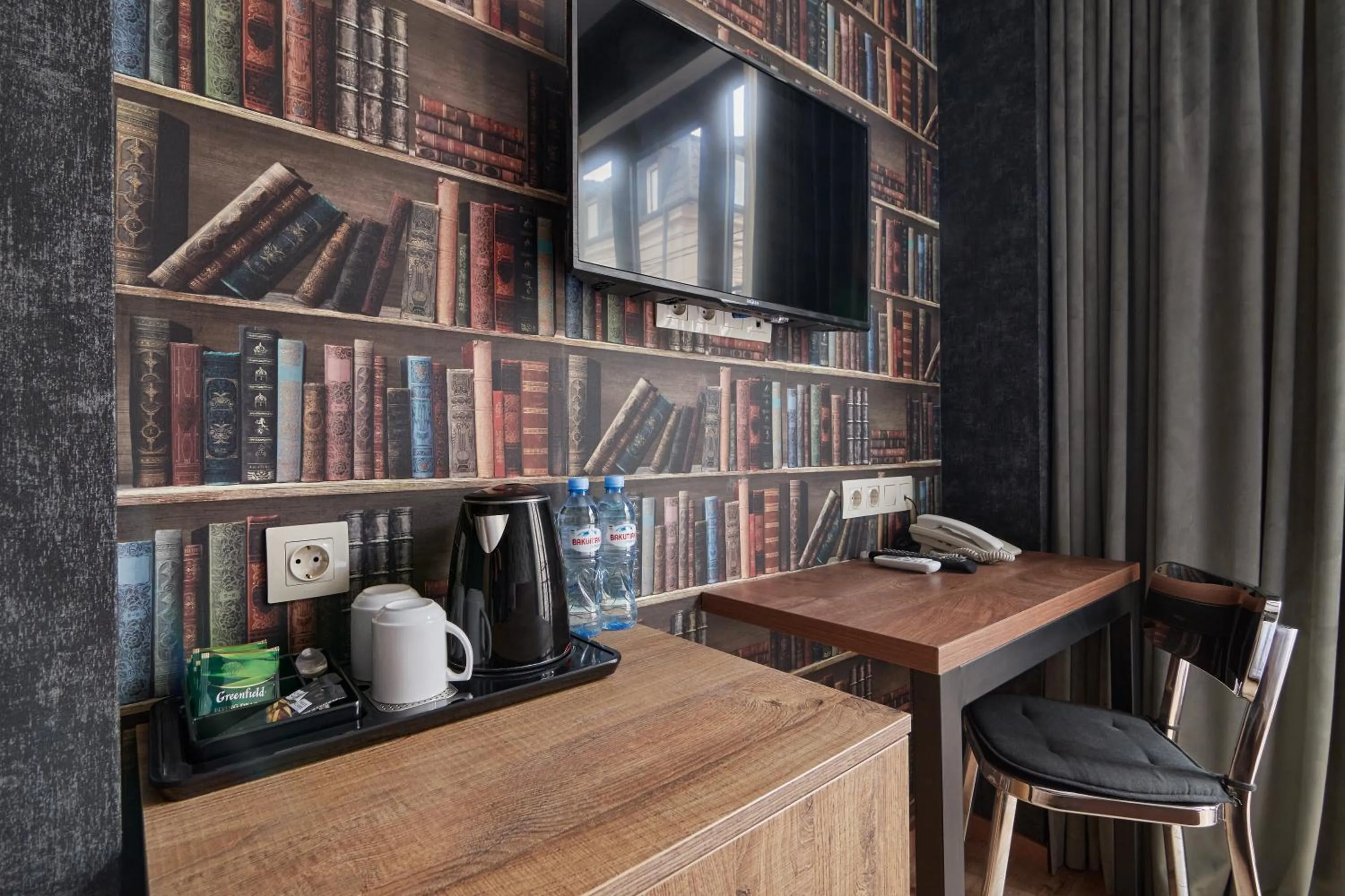 Bedroom in Hotel City