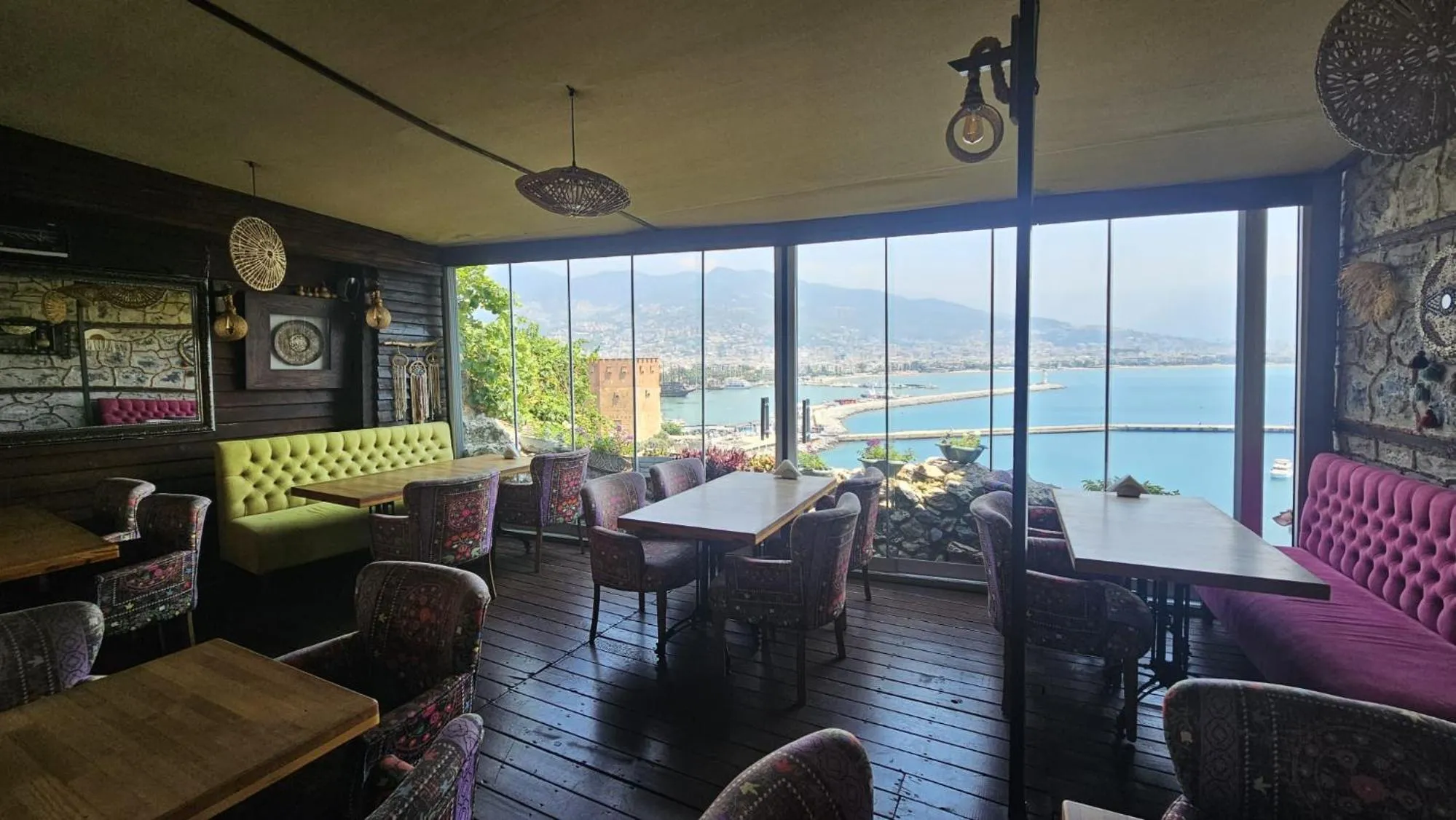 Restaurant/places to eat in Harmony Butik Otel