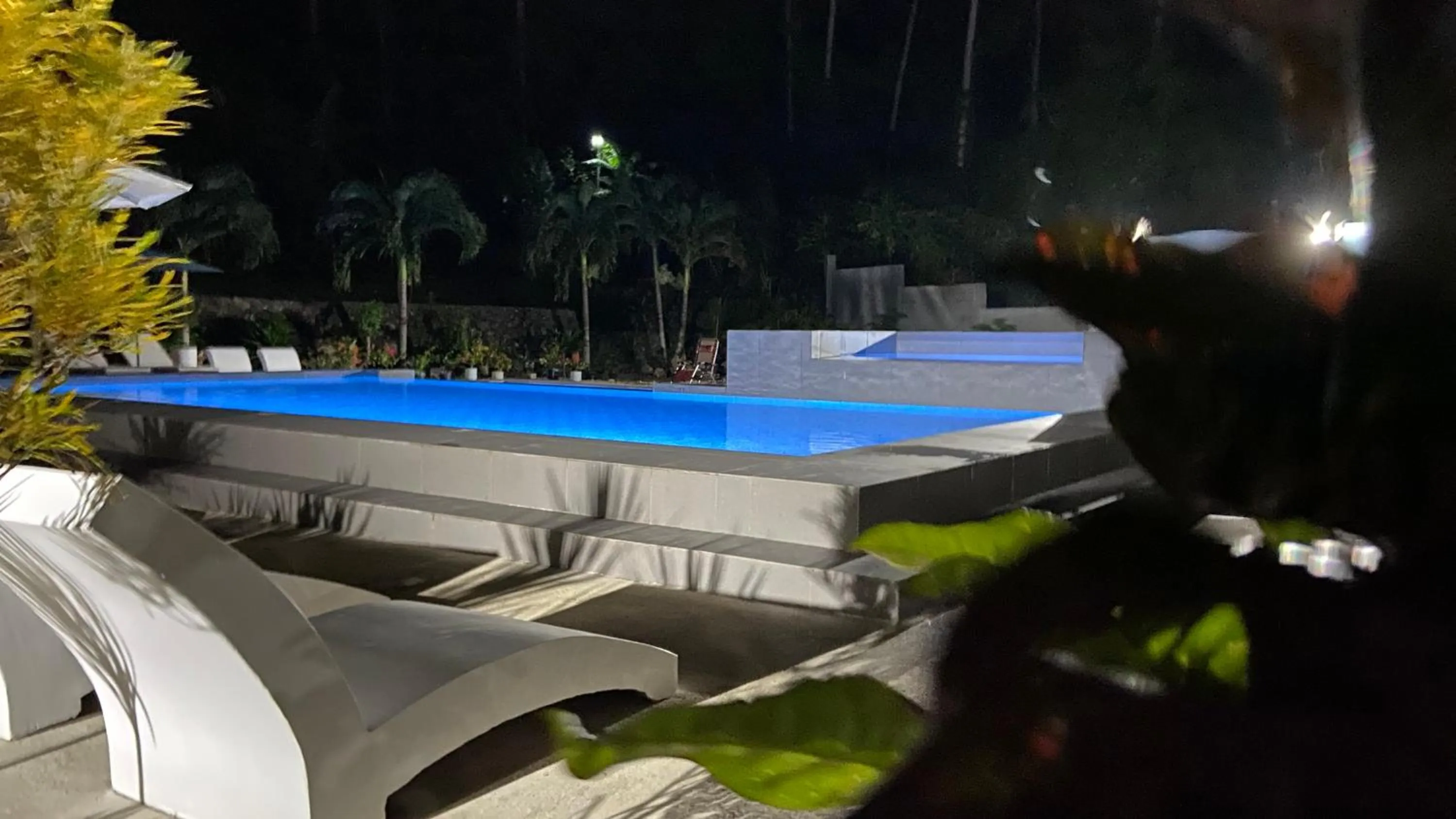 Swimming pool in Aloha Seaside Resort