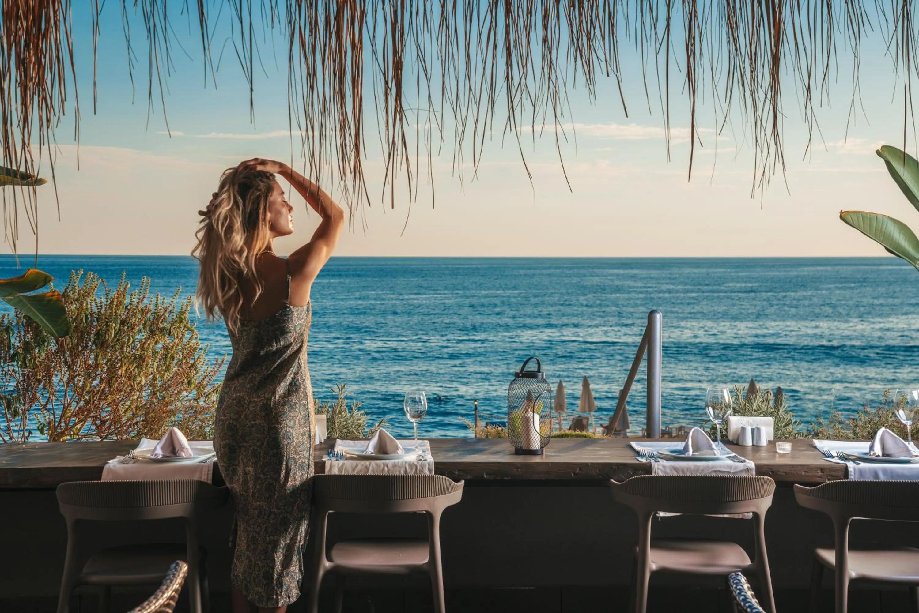 Restaurant/places to eat in White City Beach Adult Only