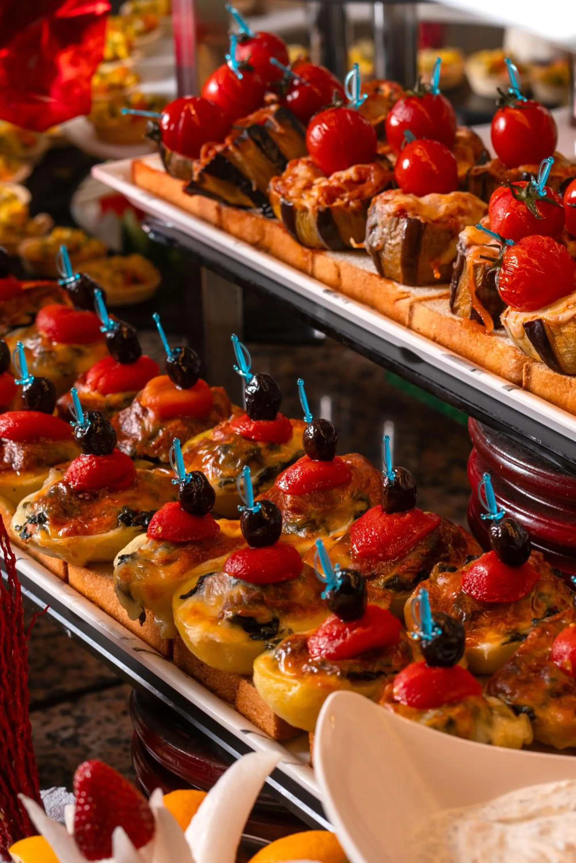 Food and drinks in Telatiye Resort Hotel