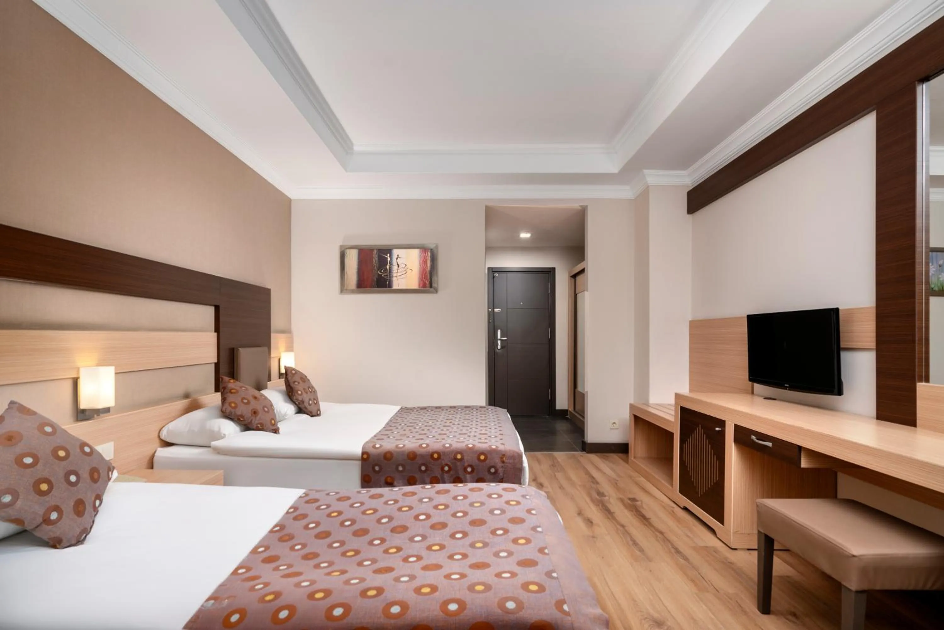 Bed in Telatiye Resort Hotel