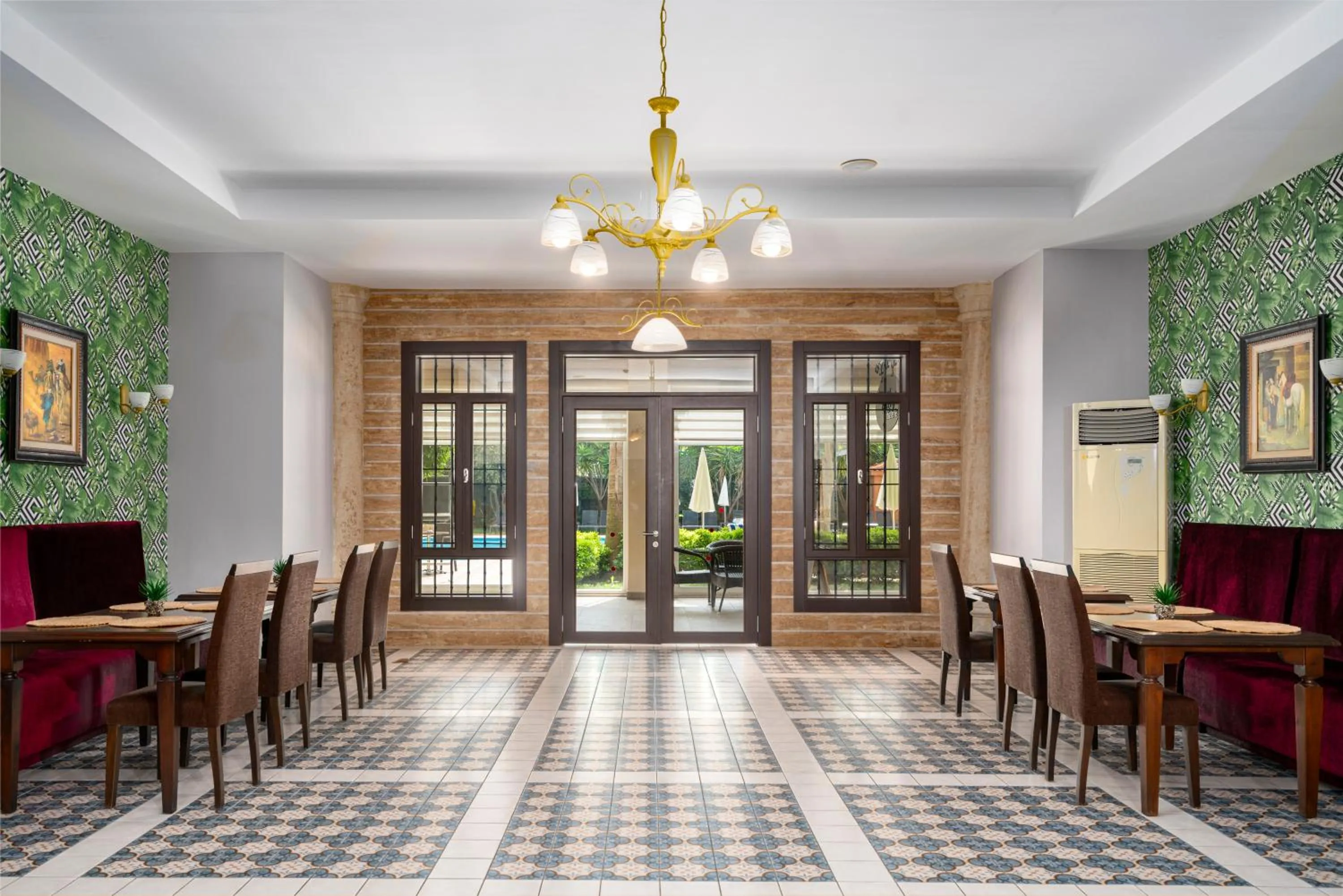 Seating area in Telatiye Resort Hotel