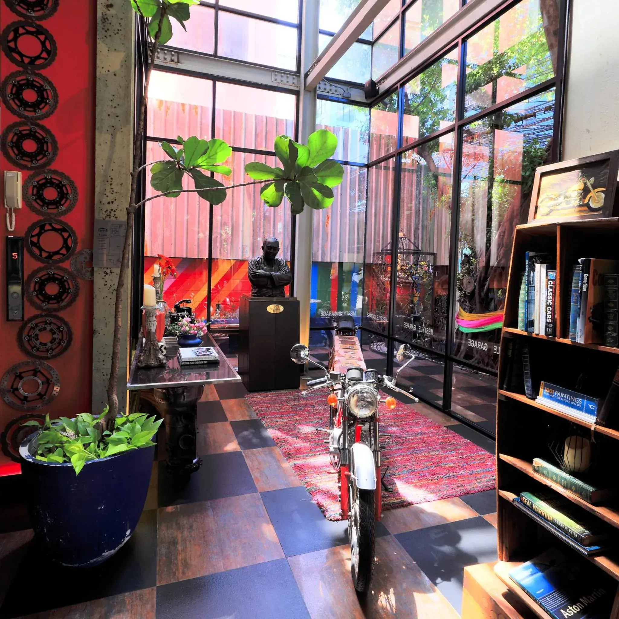 Lobby or reception in MeStyle Garage Hotel Lobby or reception in MeStyle Garage Hotel