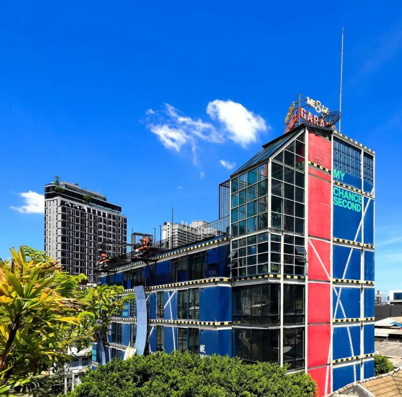 Property building in MeStyle Garage Hotel Property building in MeStyle Garage Hotel