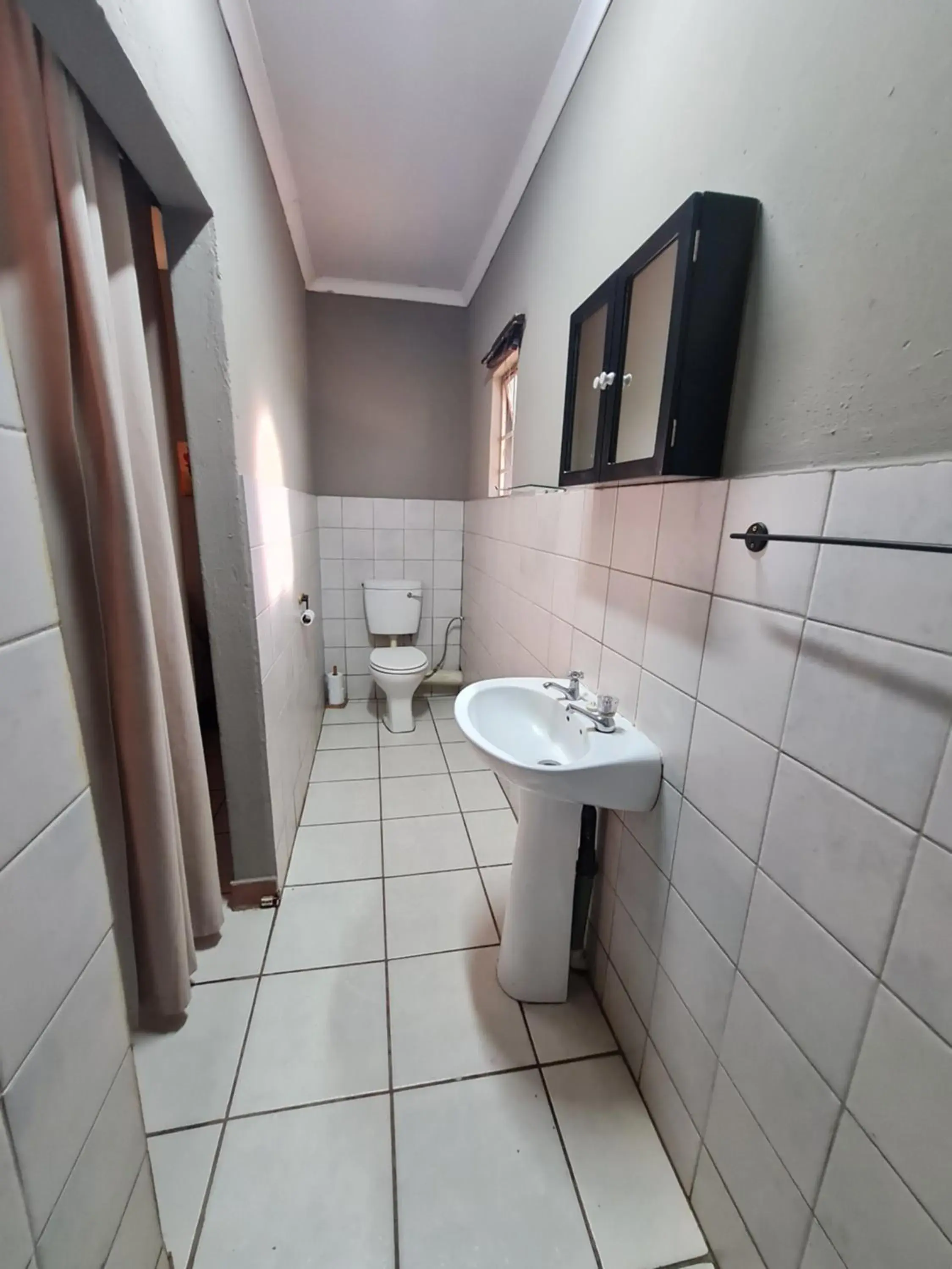 Bathroom in N4 Guest Lodge Bathroom in N4 Guest Lodge