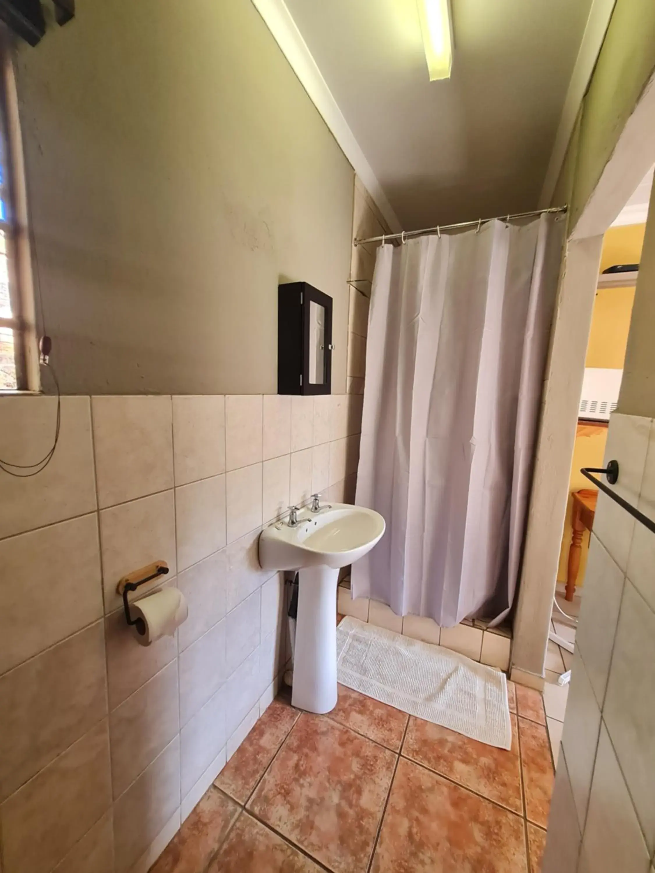 Bathroom in N4 Guest Lodge Bathroom in N4 Guest Lodge