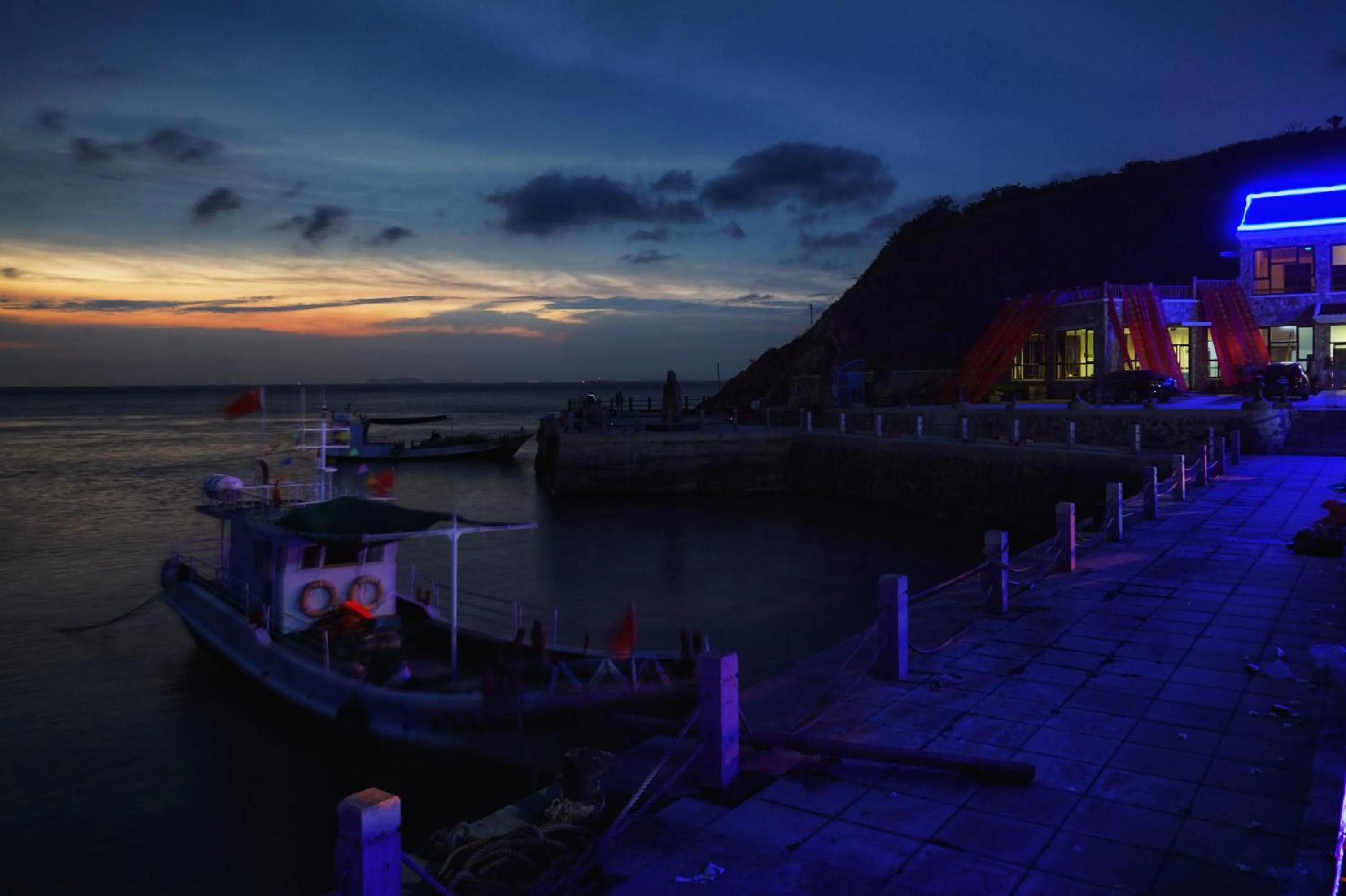 Bloom Over The Sea by JinSpecial