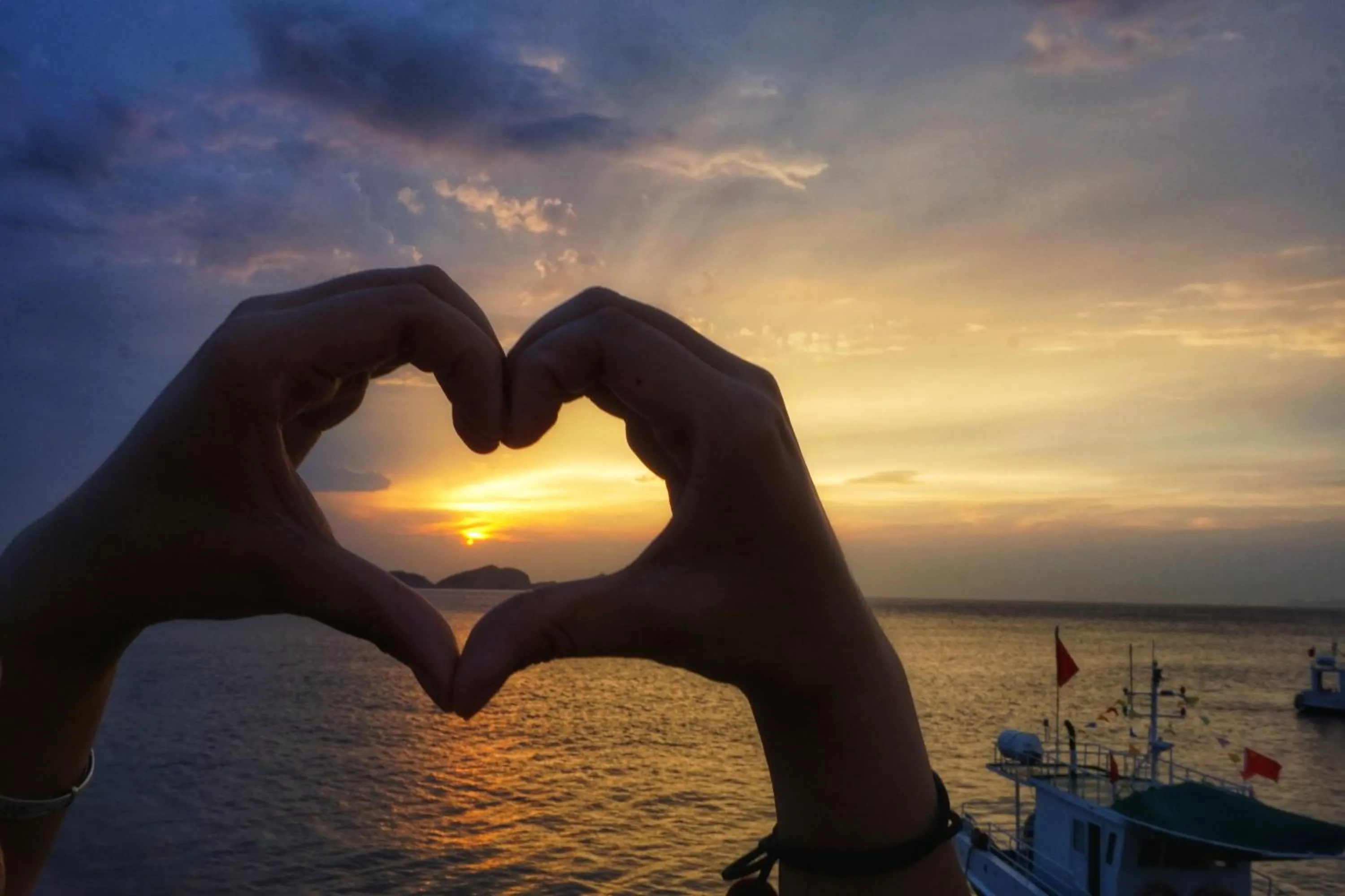 Bloom Over The Sea by JinSpecial