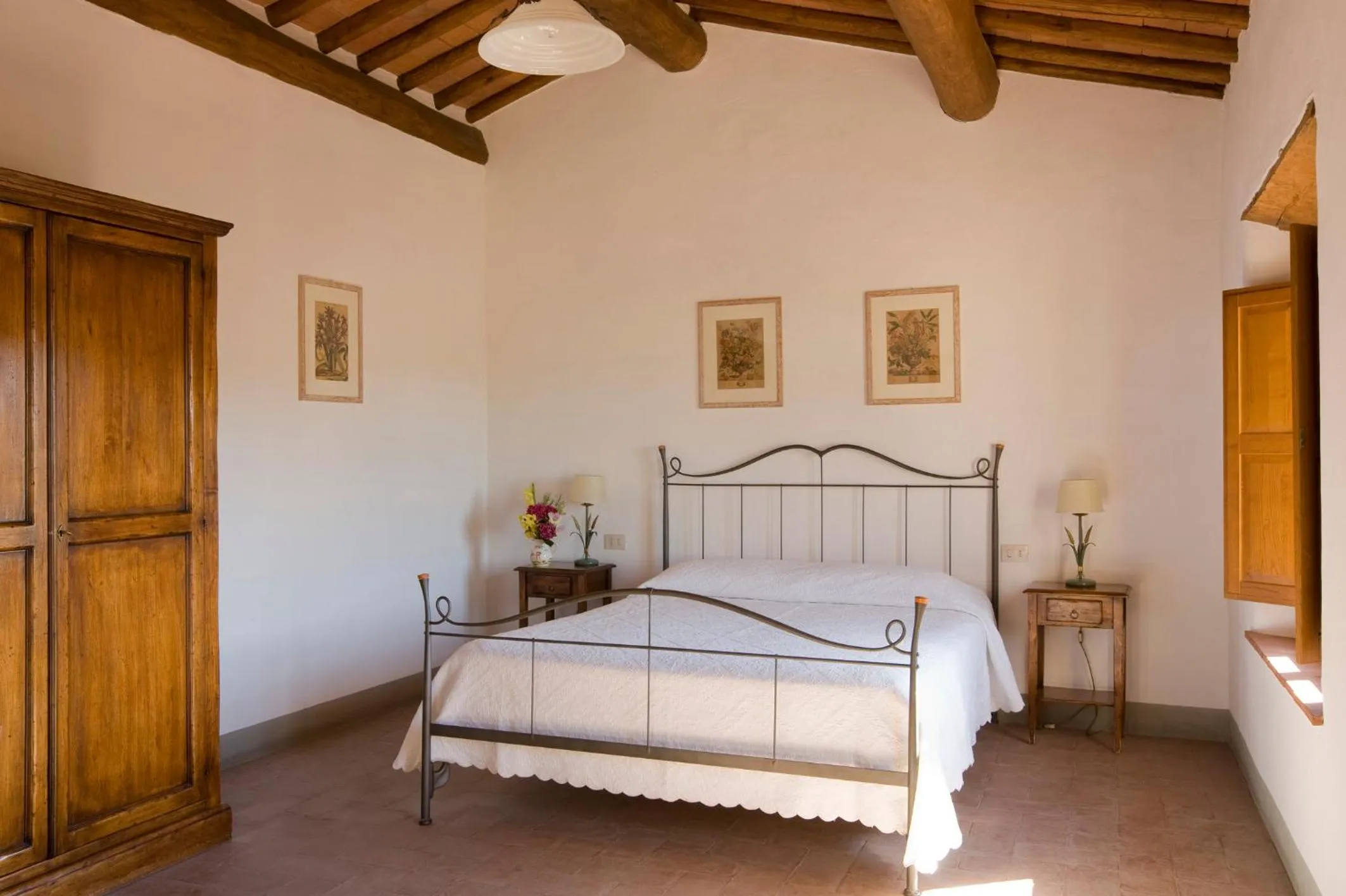 Bedroom, Bed in Castello Di Meleto