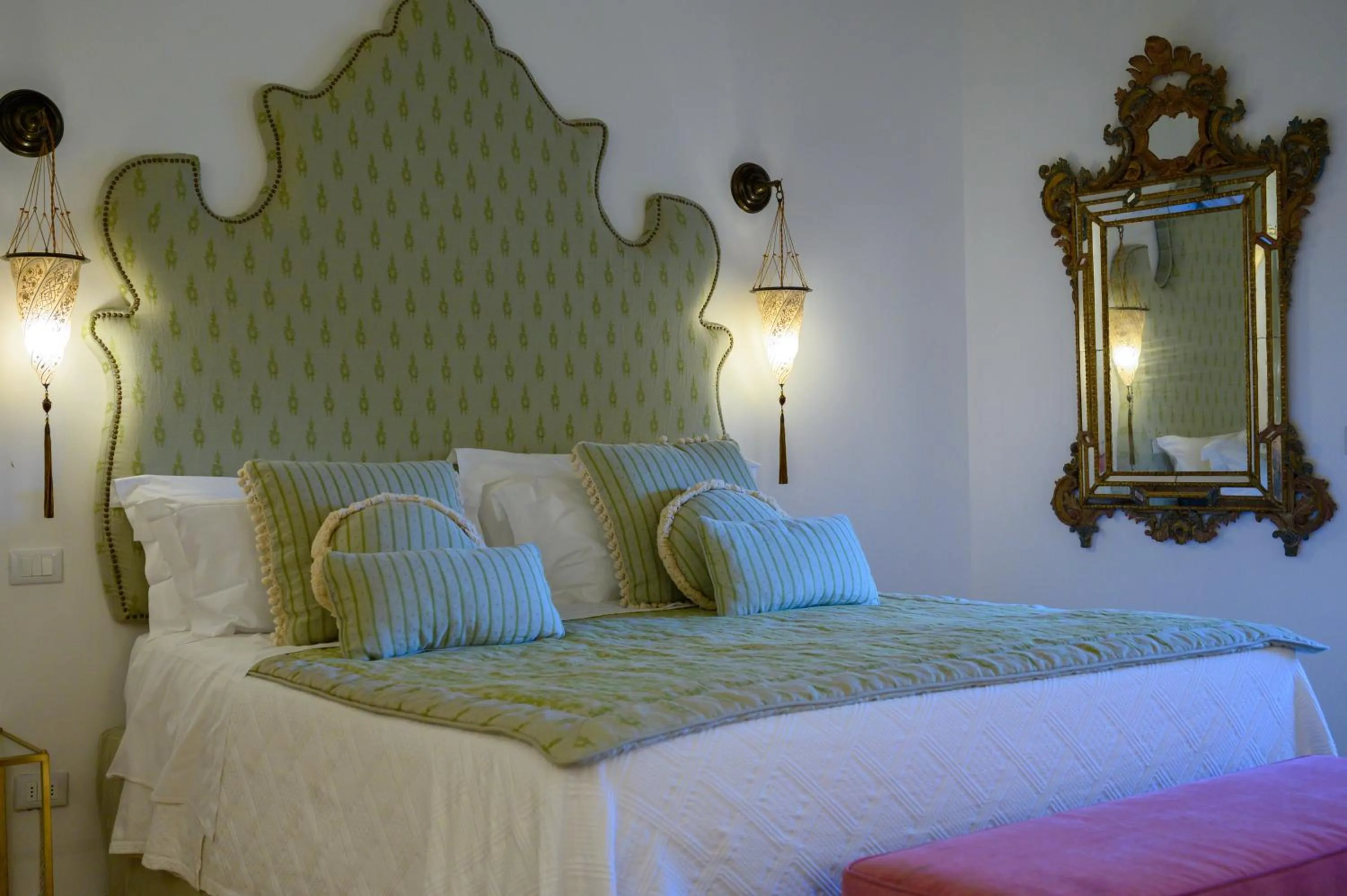 Bed in Castello Di Meleto
