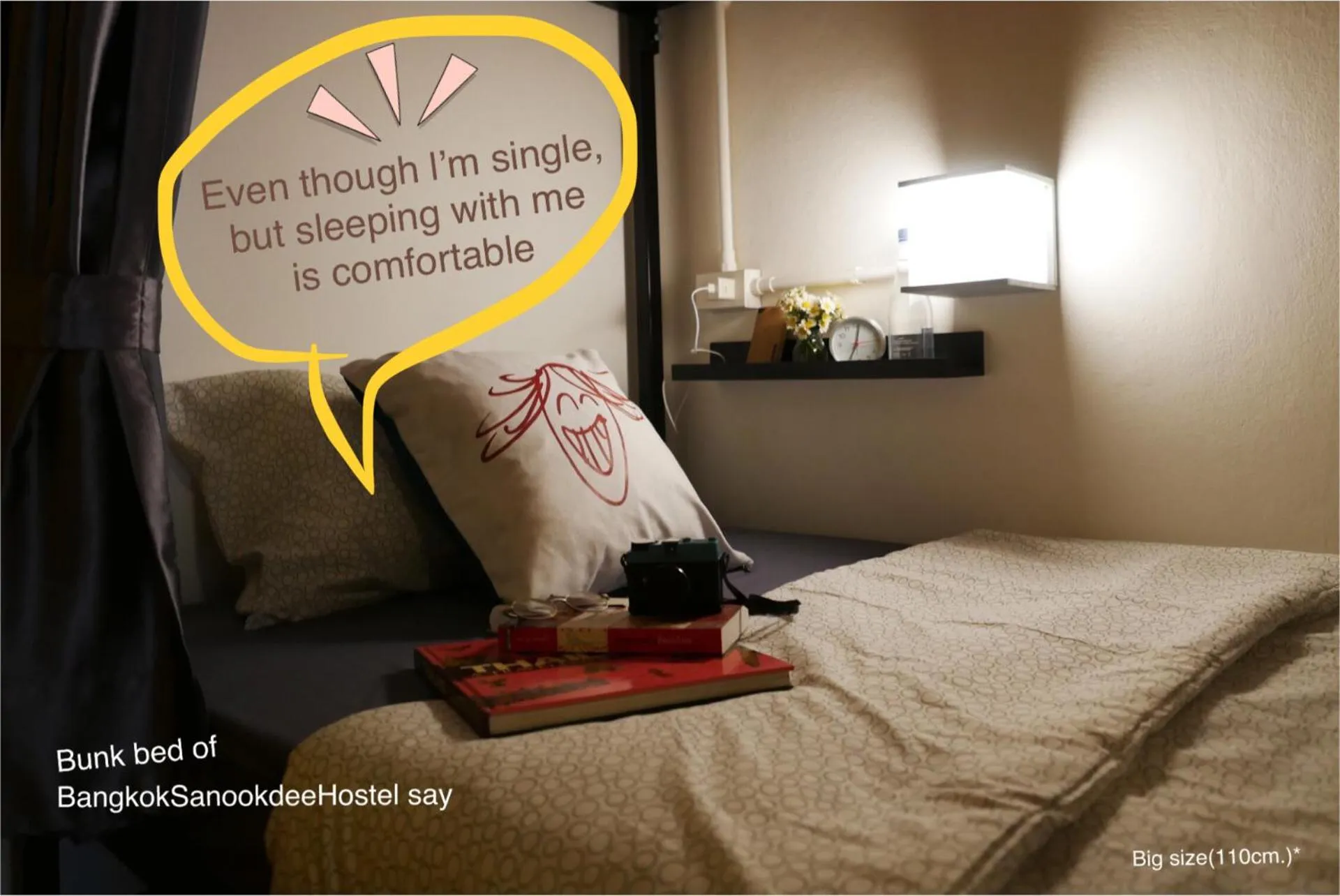 Decorative detail, Bed in Bangkok Sanookdee Hostel