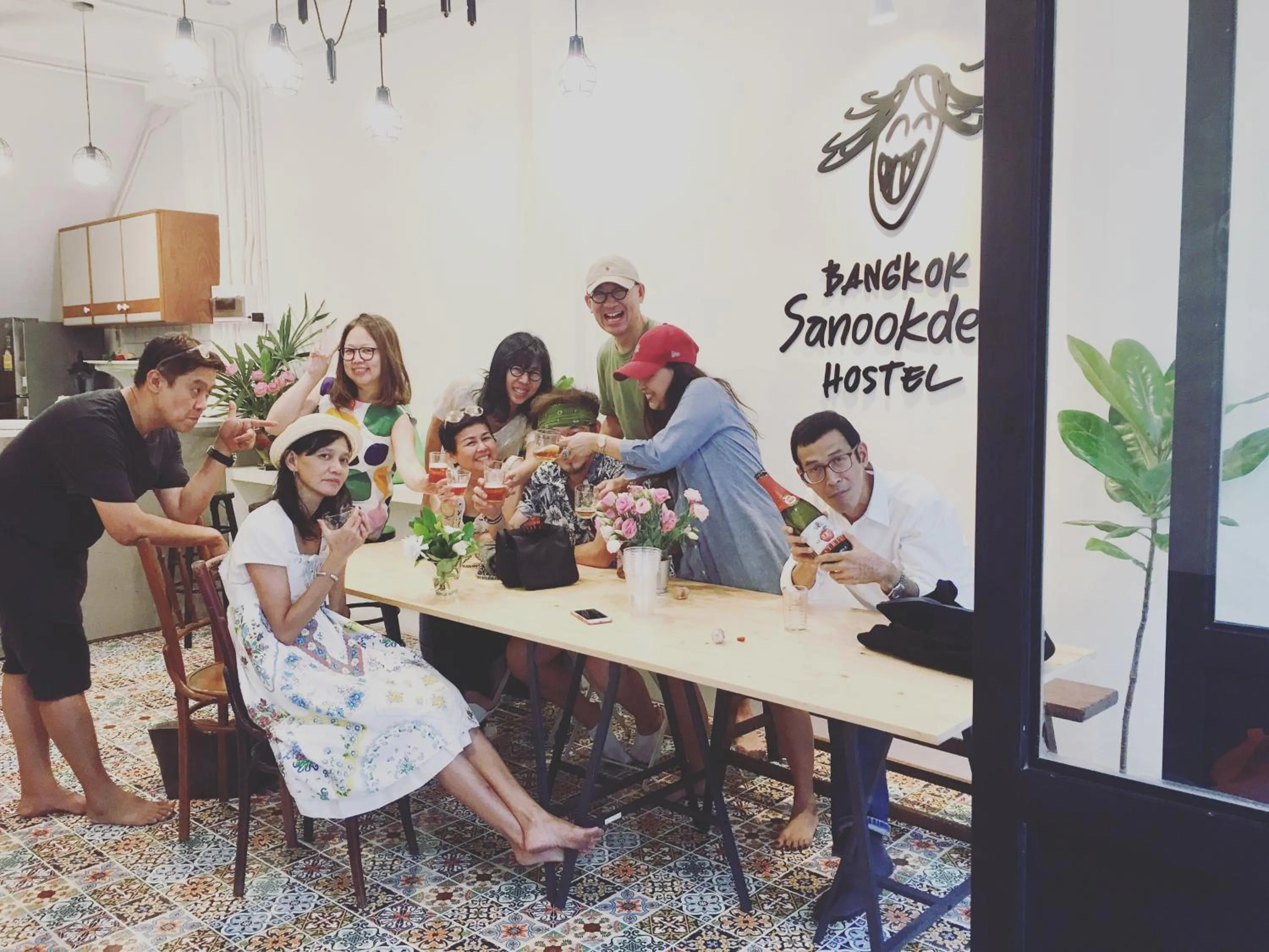 Restaurant/places to eat in Bangkok Sanookdee Hostel