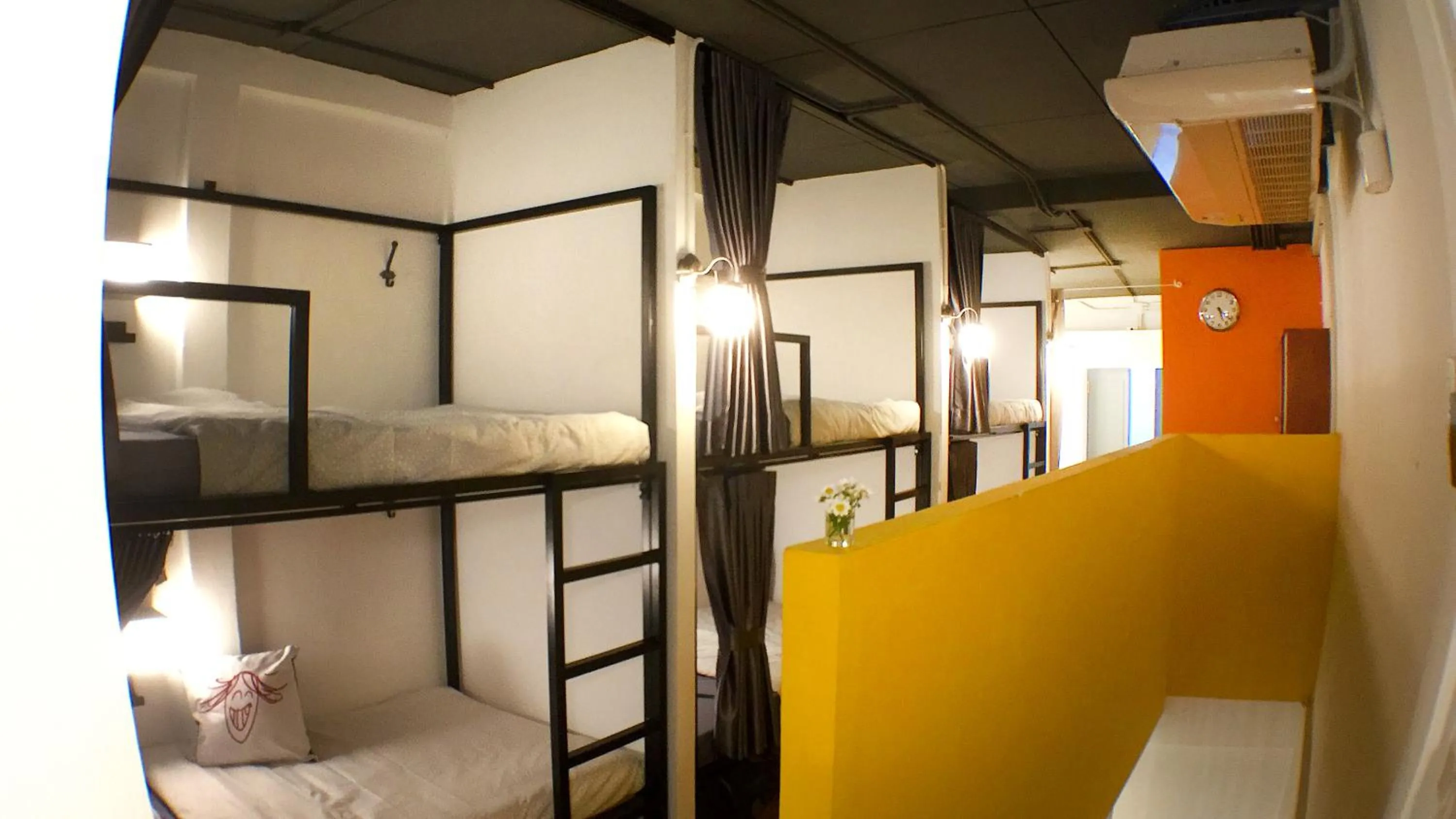 Bedroom, Bed in Bangkok Sanookdee Hostel