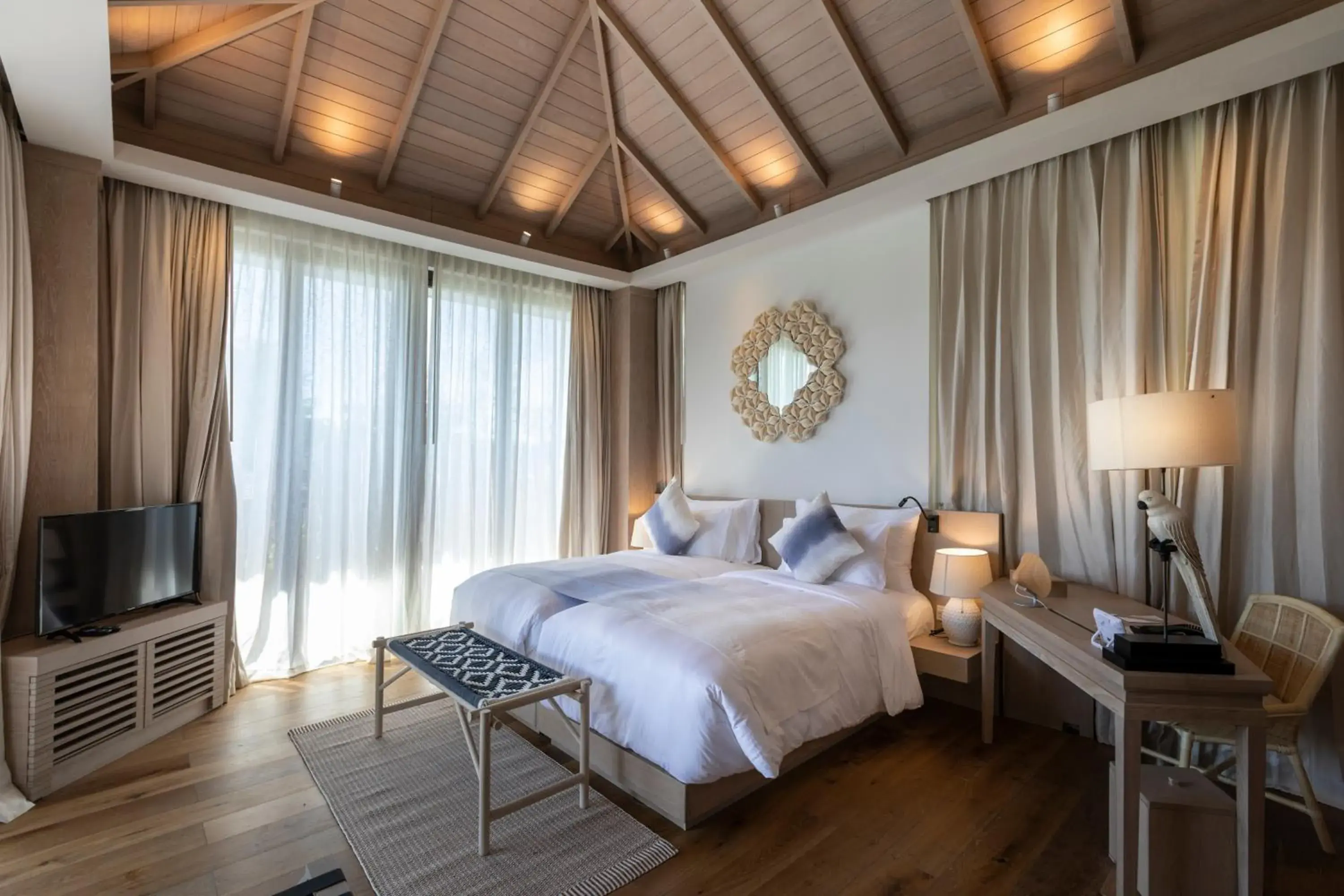 Bed in Cape Fahn Hotel Samui Bed in Cape Fahn Hotel Samui