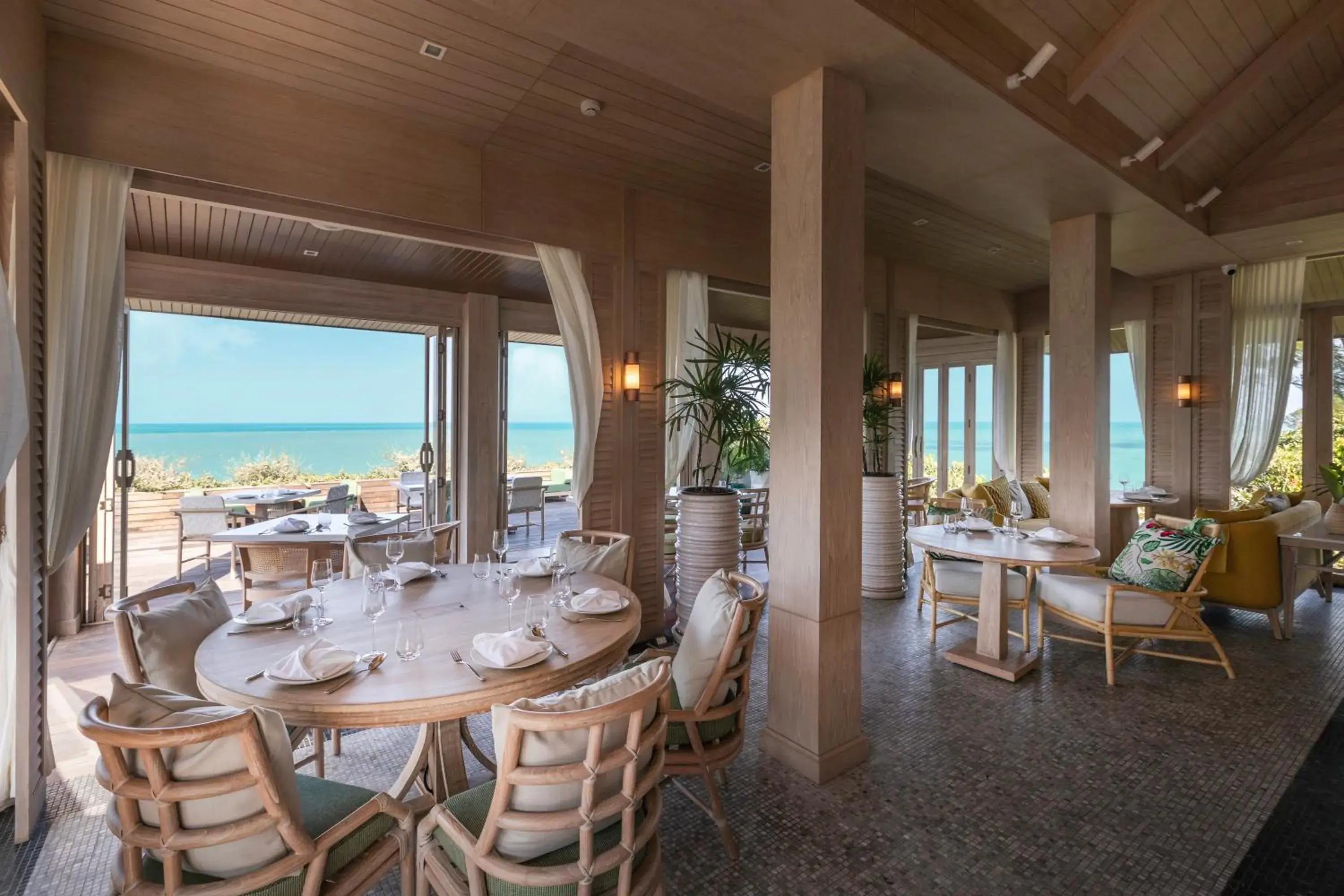 Restaurant/places to eat in Cape Fahn Hotel Samui Restaurant/places to eat in Cape Fahn Hotel Samui