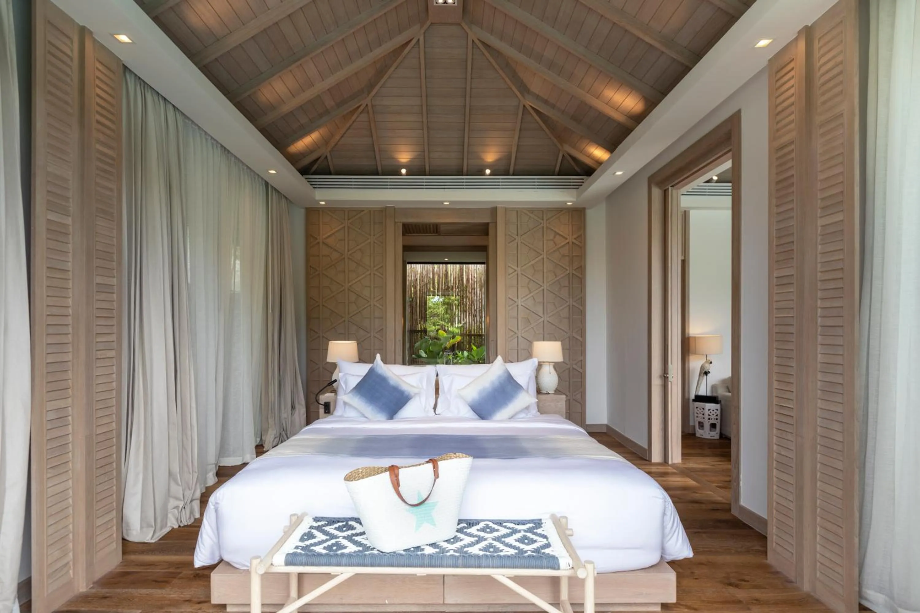 Bed in Cape Fahn Hotel - Private Islands Samui