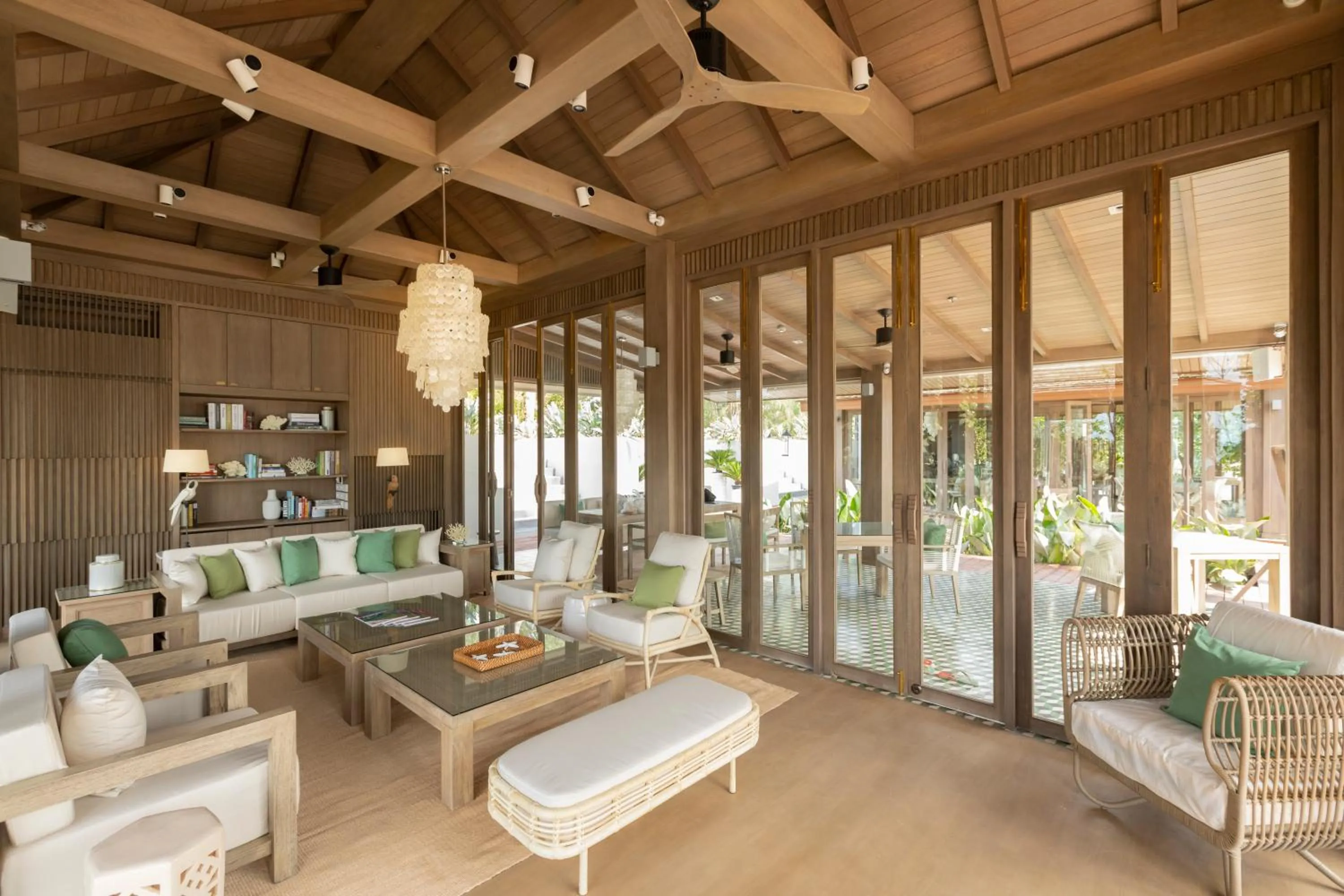 Area and facilities in Cape Fahn Hotel - Private Islands Samui