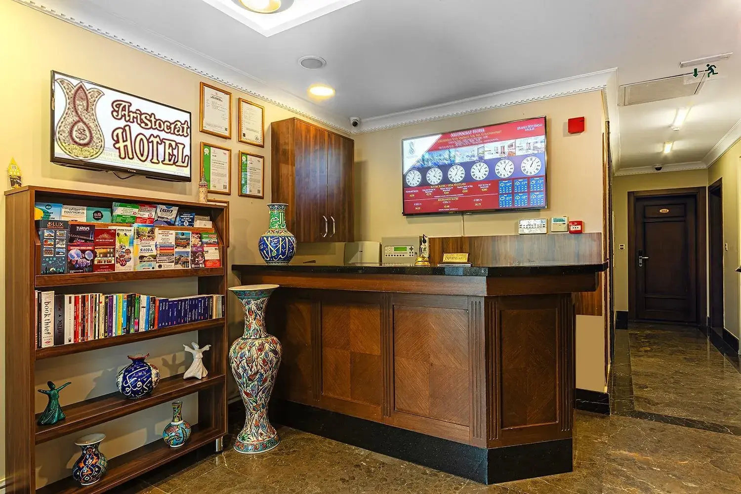 Lobby or reception in Aristocrat Hotel Lobby or reception in Aristocrat Hotel