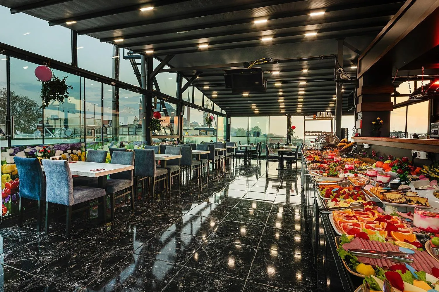 Balcony/Terrace in Aristocrat Hotel