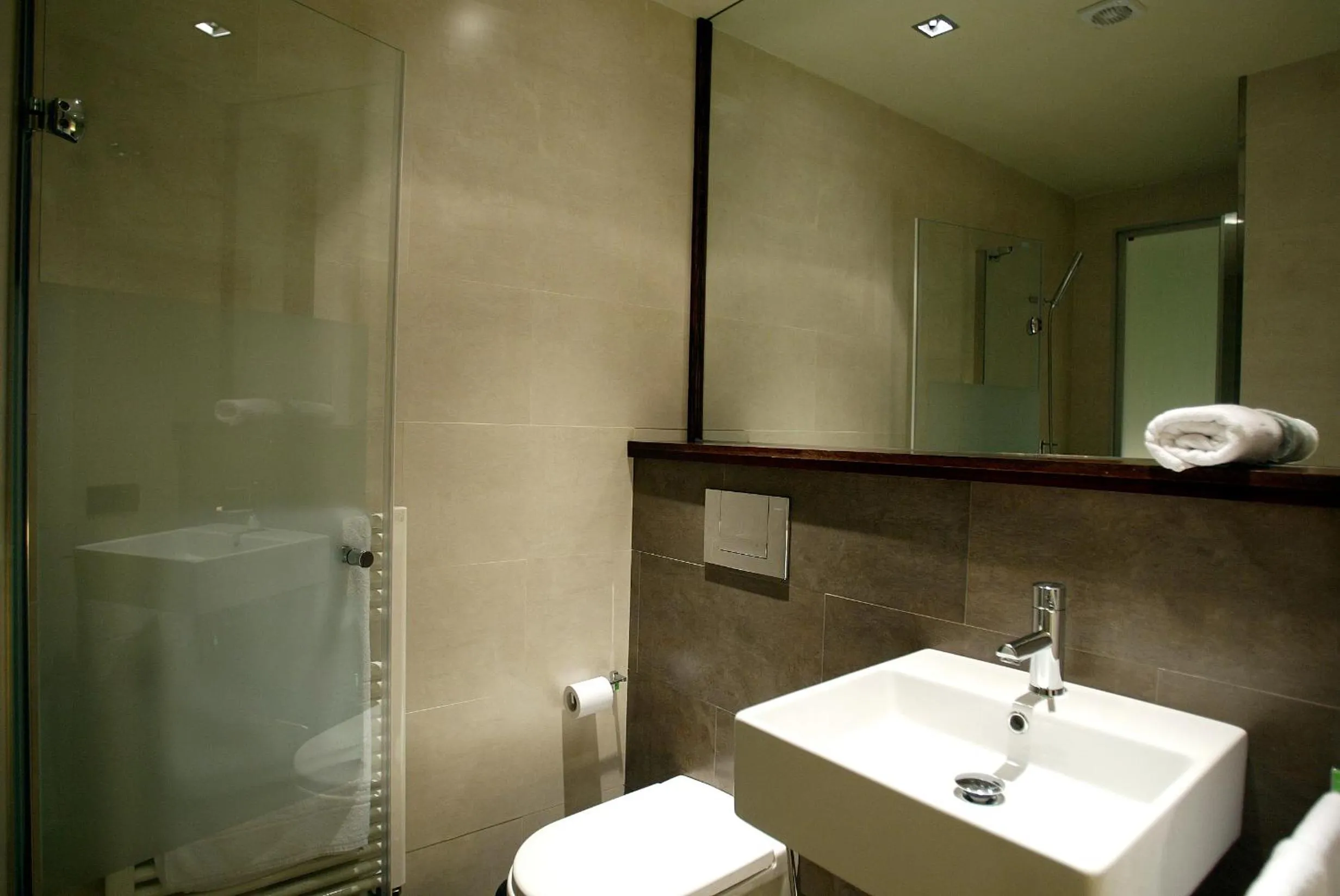 Bathroom in Hotel La Fonda Moreno