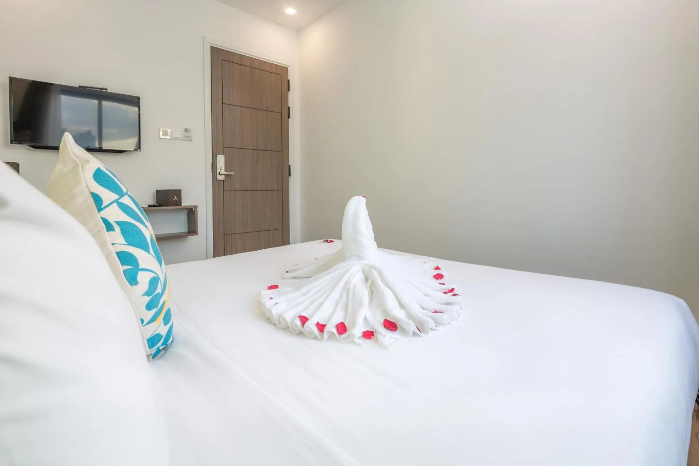 RAON Apartment & Hotel