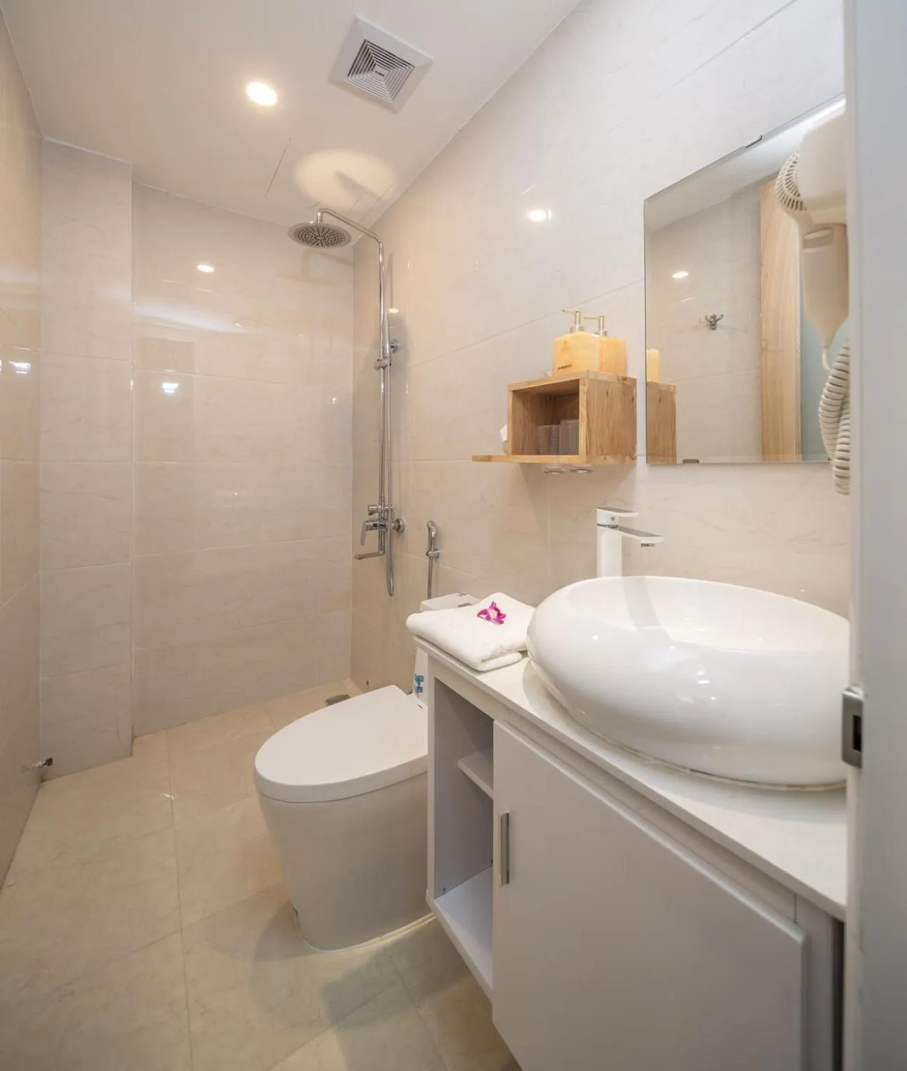 RAON Apartment & Hotel