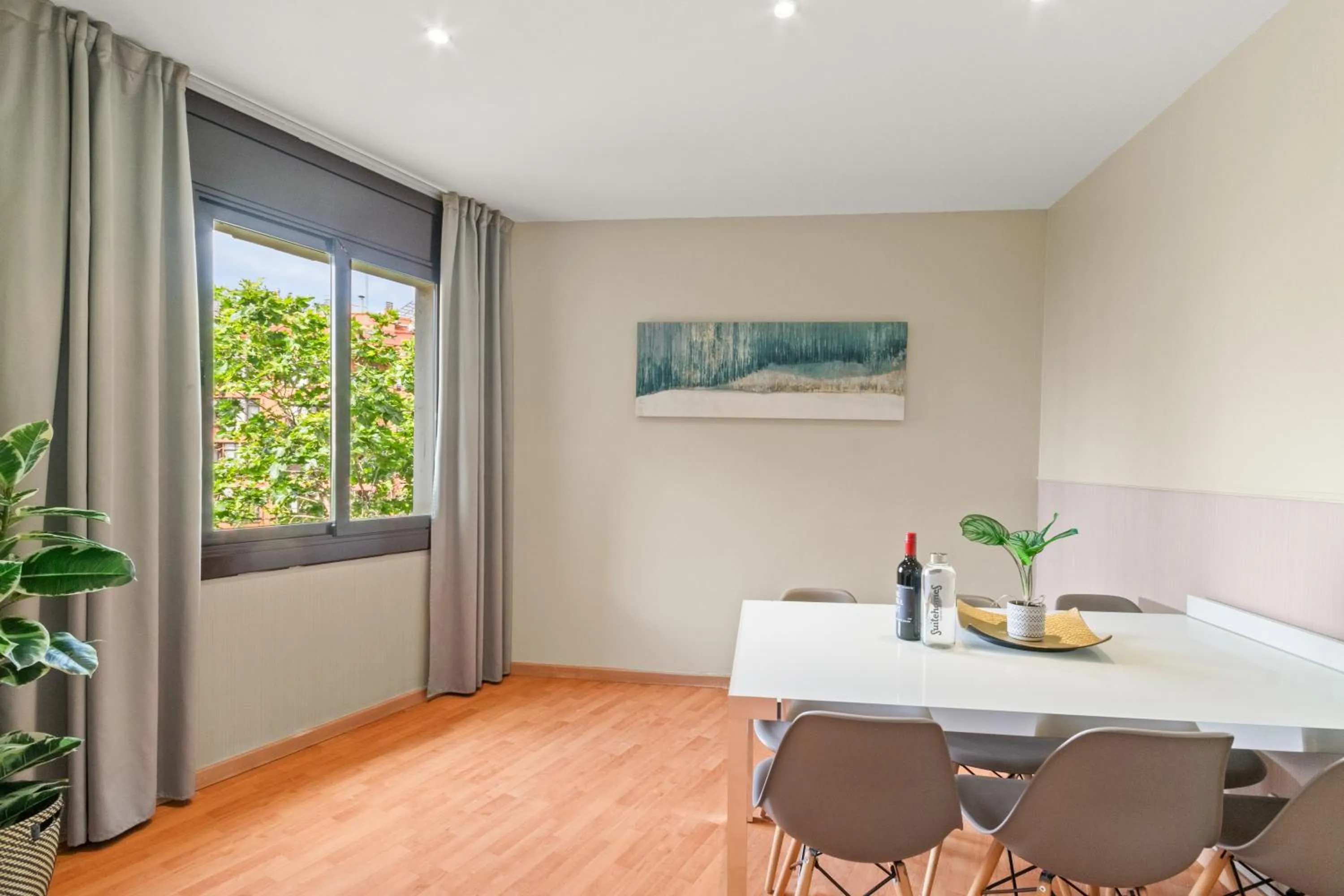 Dining area in Suite Home Sagrada Familia
