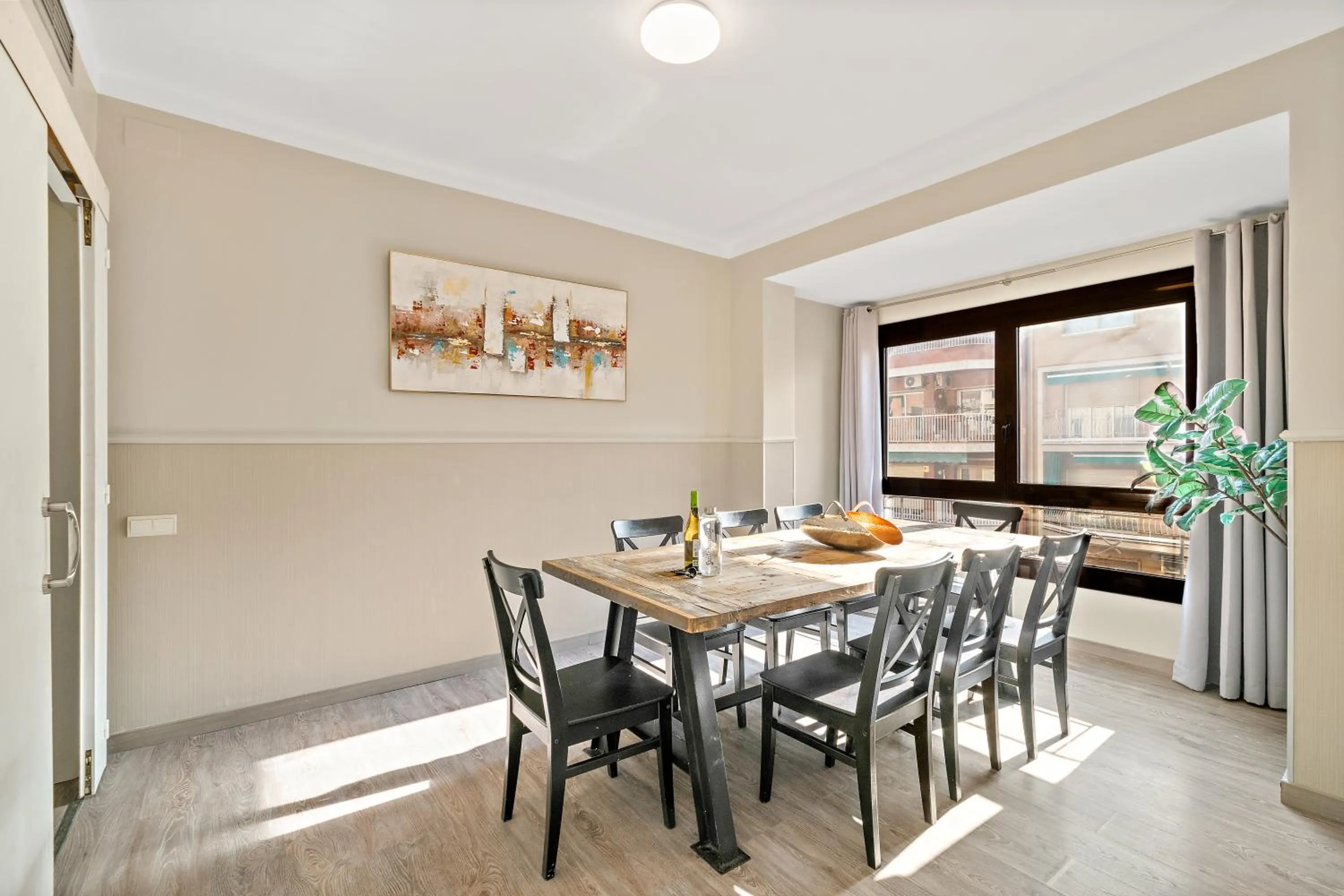 Dining area in Suite Home Sagrada Familia