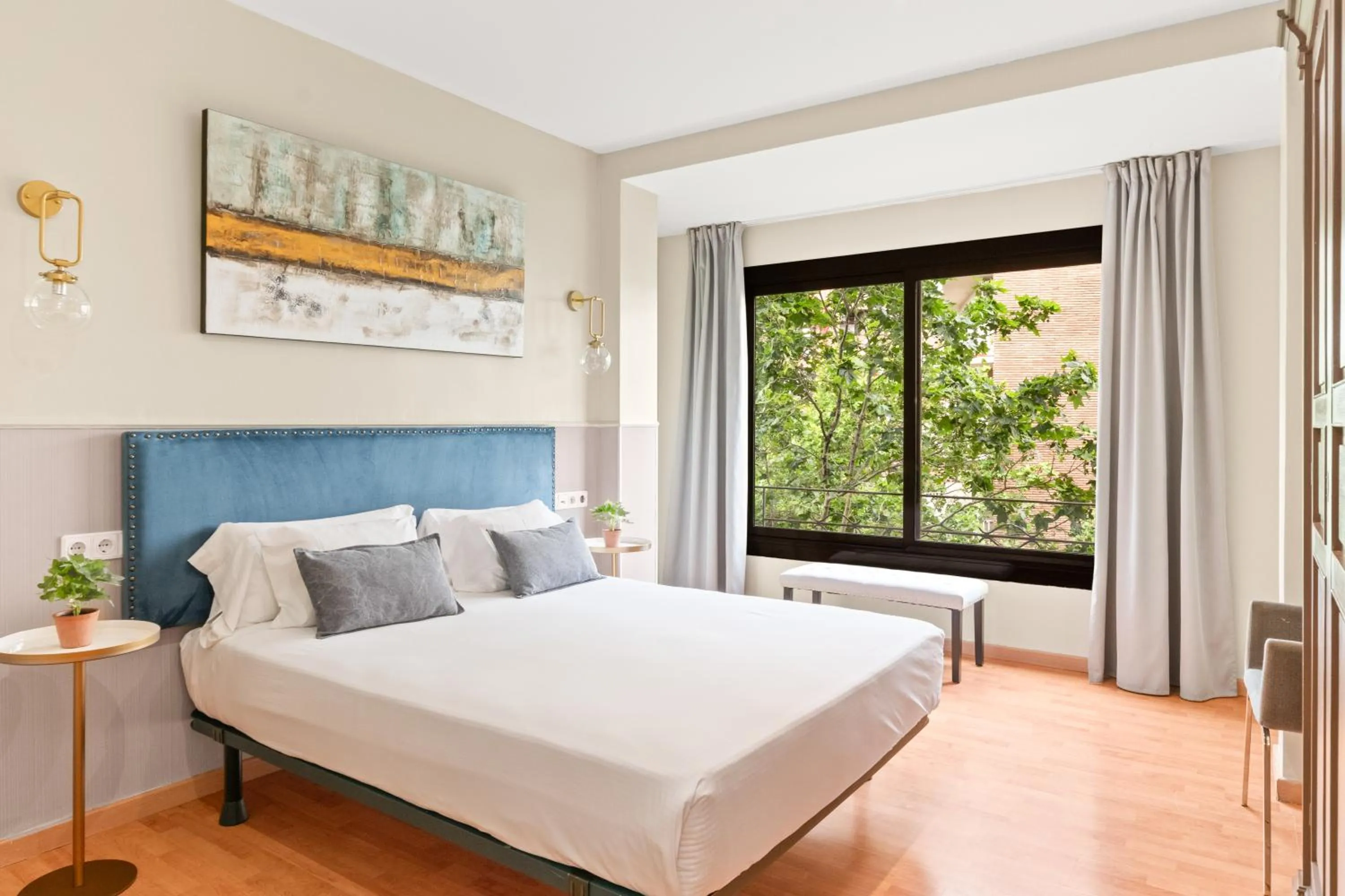 Bedroom, Bed in Suite Home Sagrada Familia