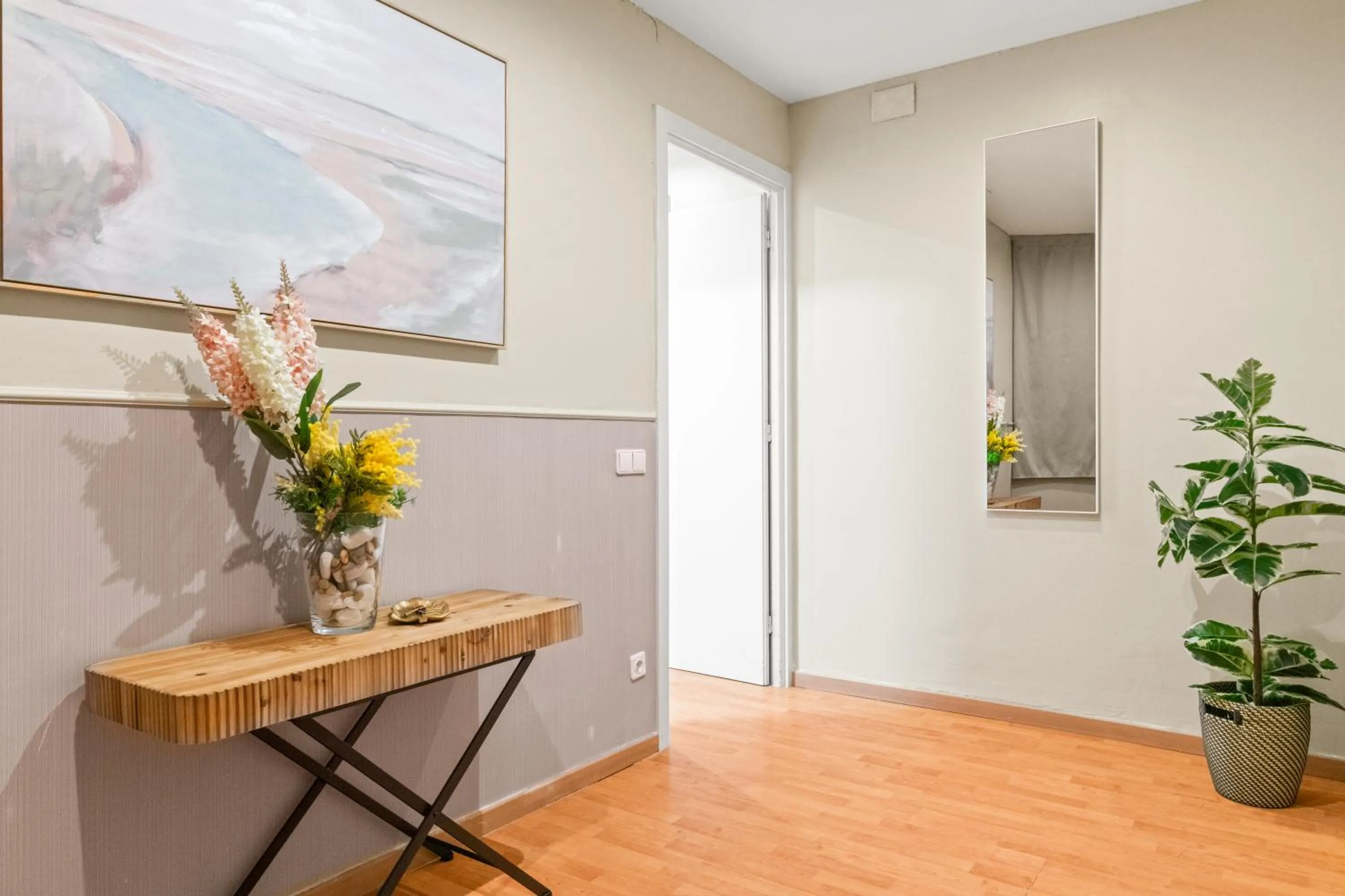 Decorative detail in Suite Home Sagrada Familia