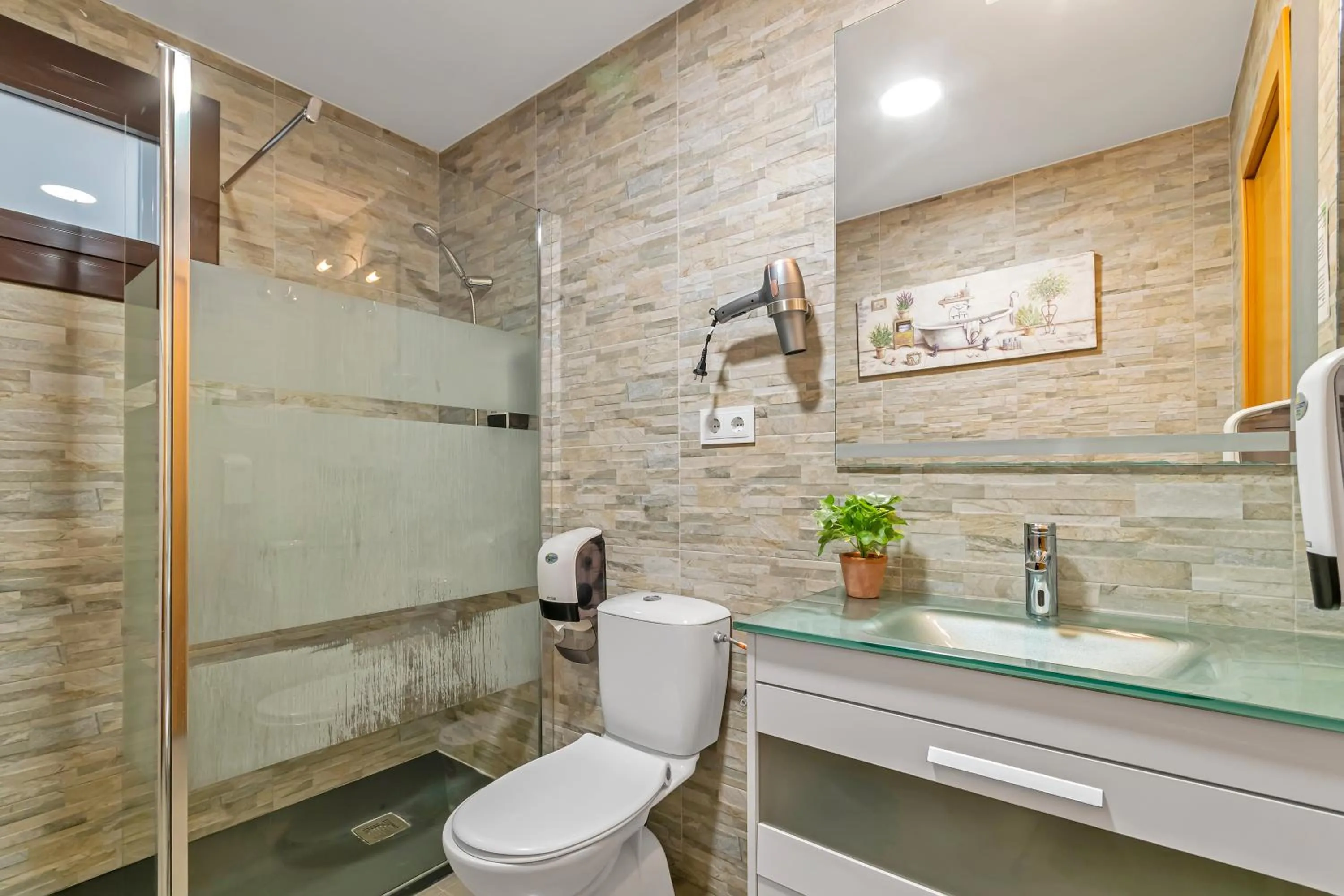 Bathroom in Suite Home Sagrada Familia