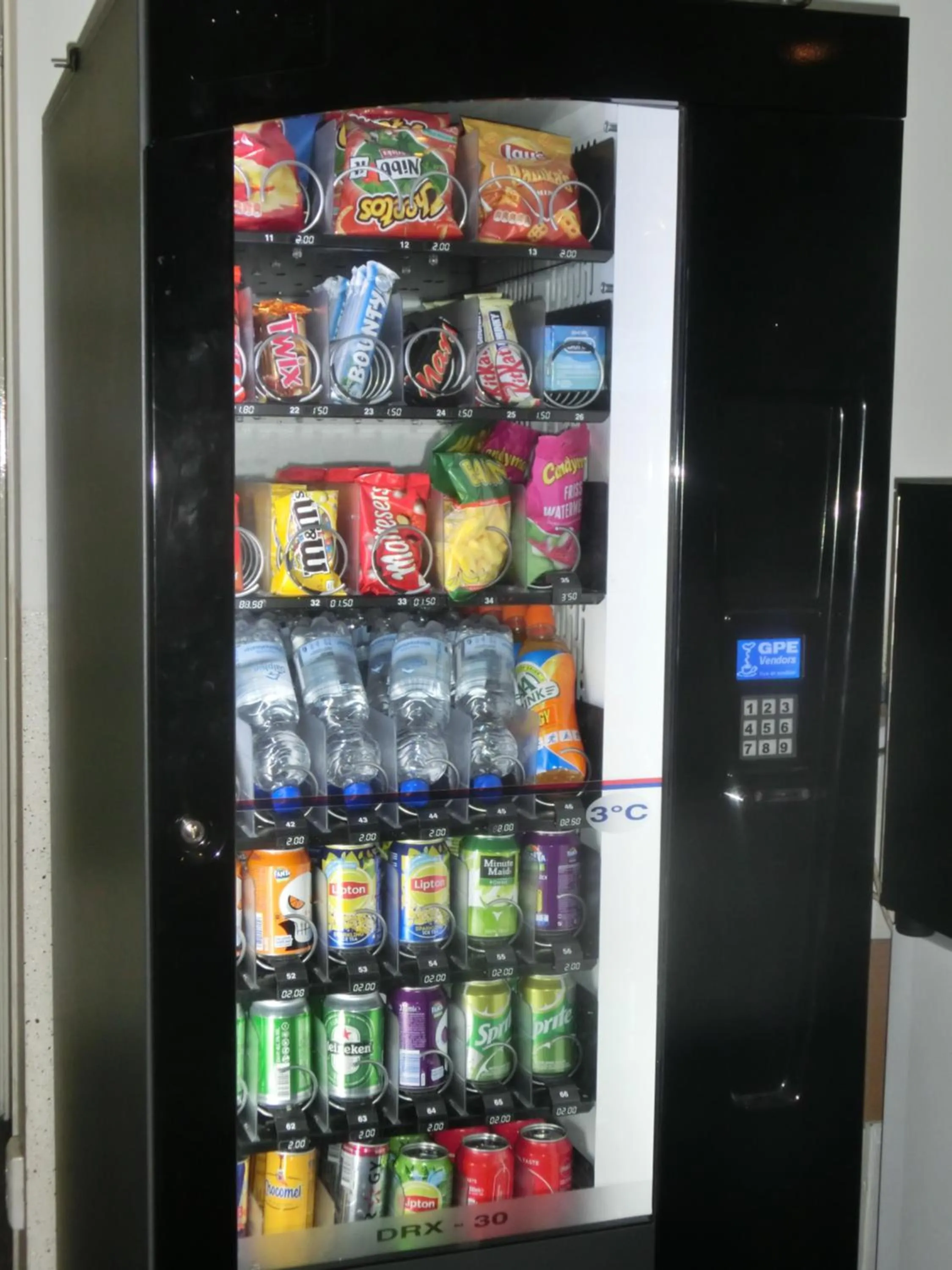 vending machine in Dam Hotel
