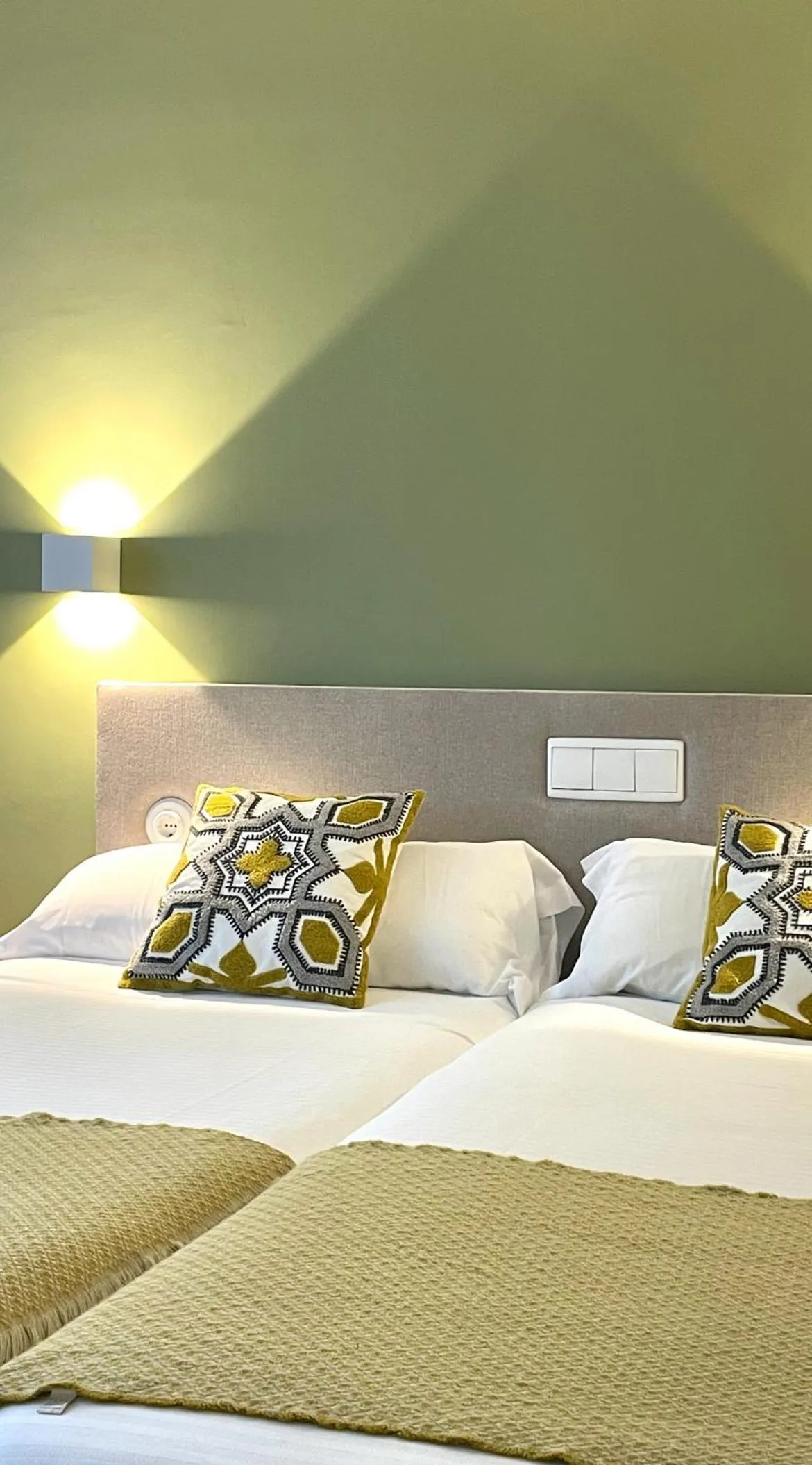 Decorative detail, Bed in Hotel Rosalía