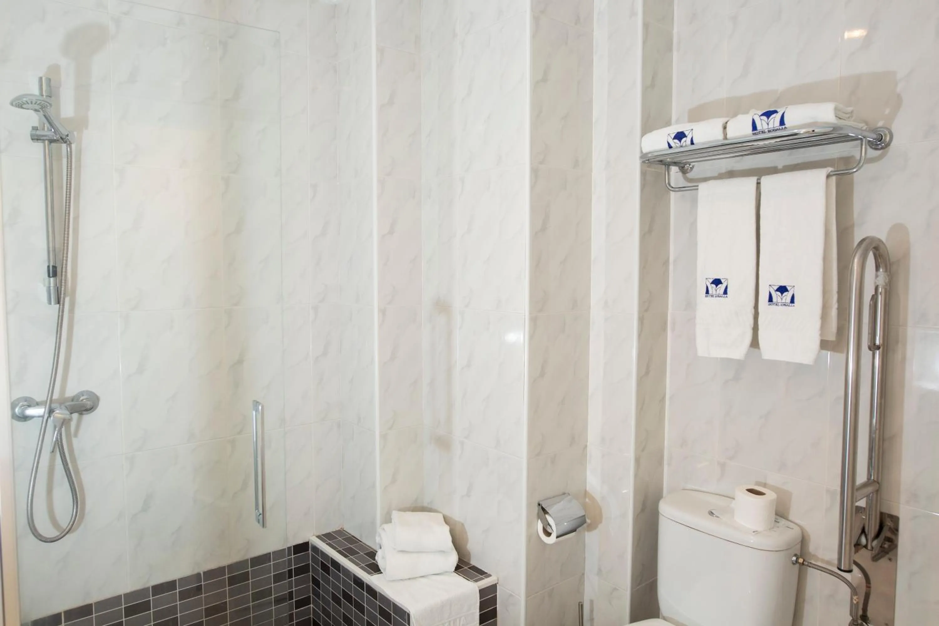 Bathroom in Hotel Rosalía