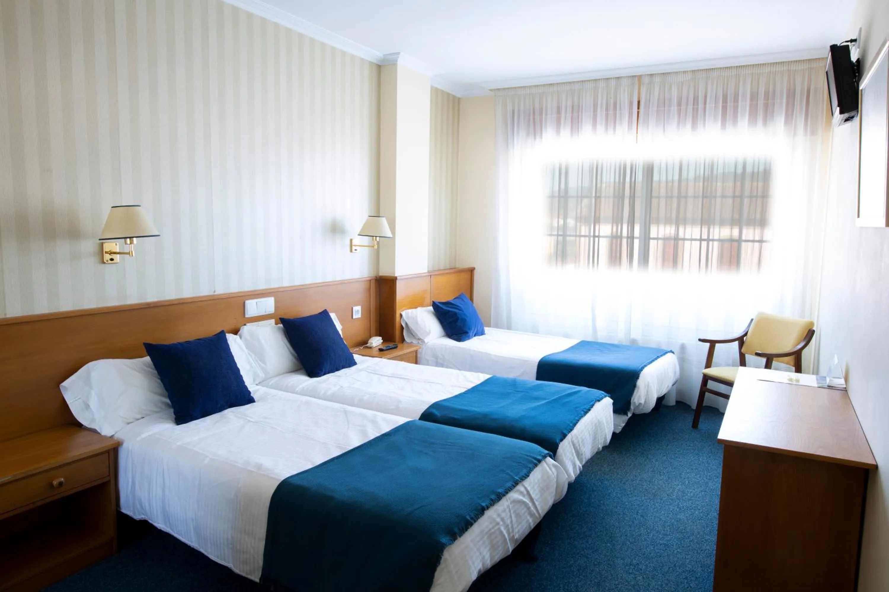 Photo of the whole room, Bed in Hotel Rosalía