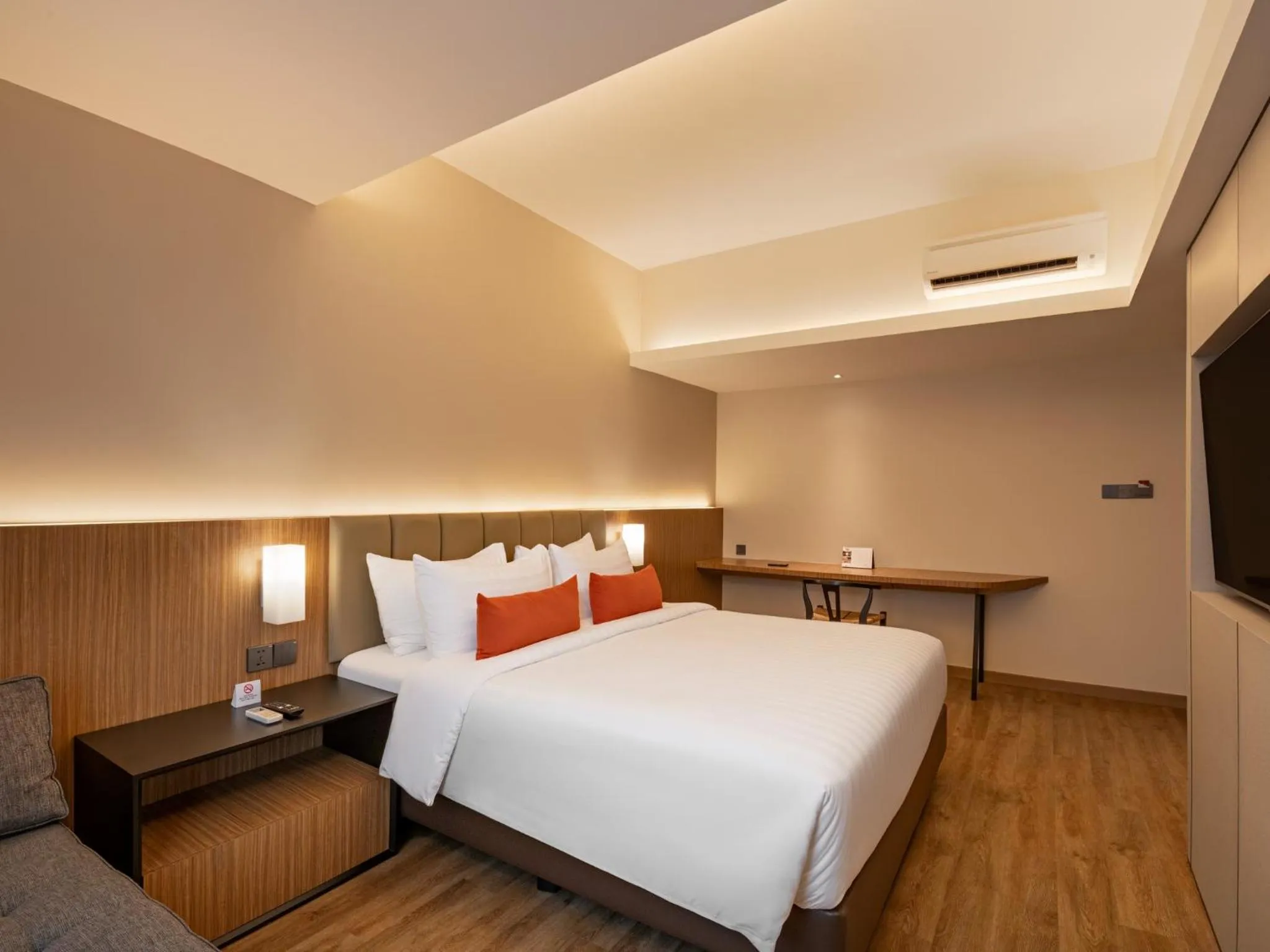 Bed in Grand Zuri Pekanbaru