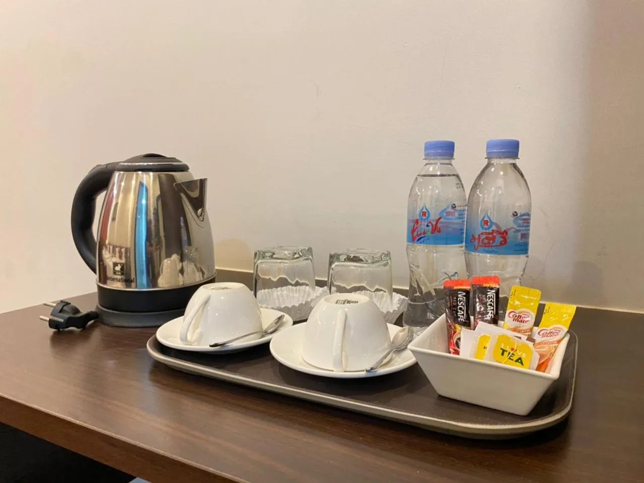 Apple Hotel Two - Near Phnom Penh Airport