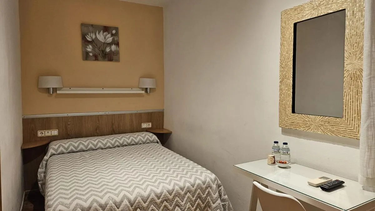 Bed in Hostal Rio De Castro